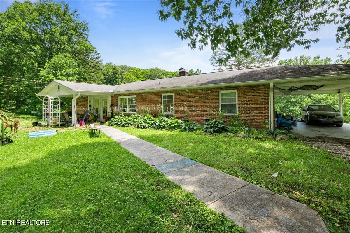 330 Dilbeck Lane Caryville TN 37714