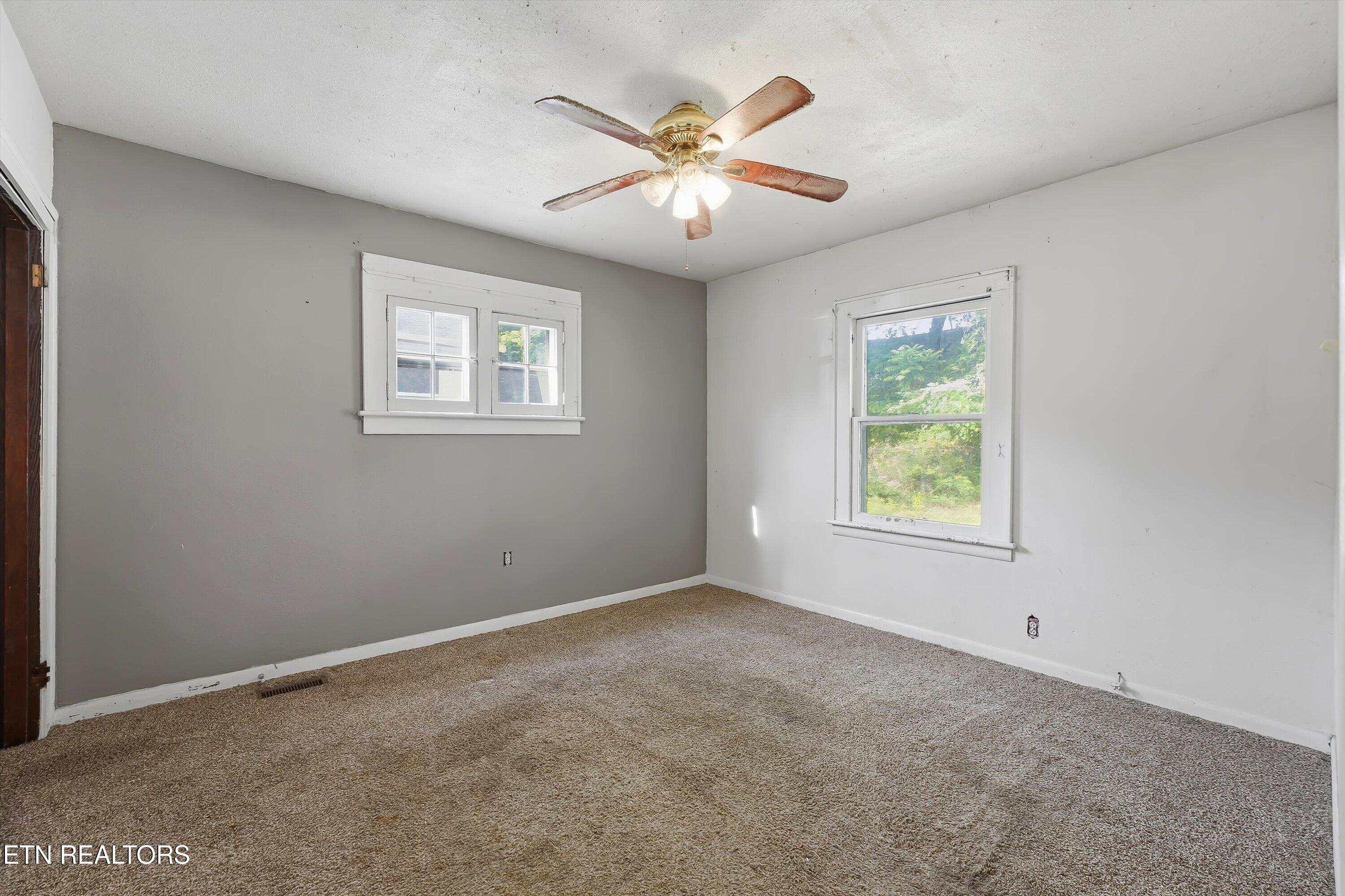 1815 Fay Street Knoxville TN 37921