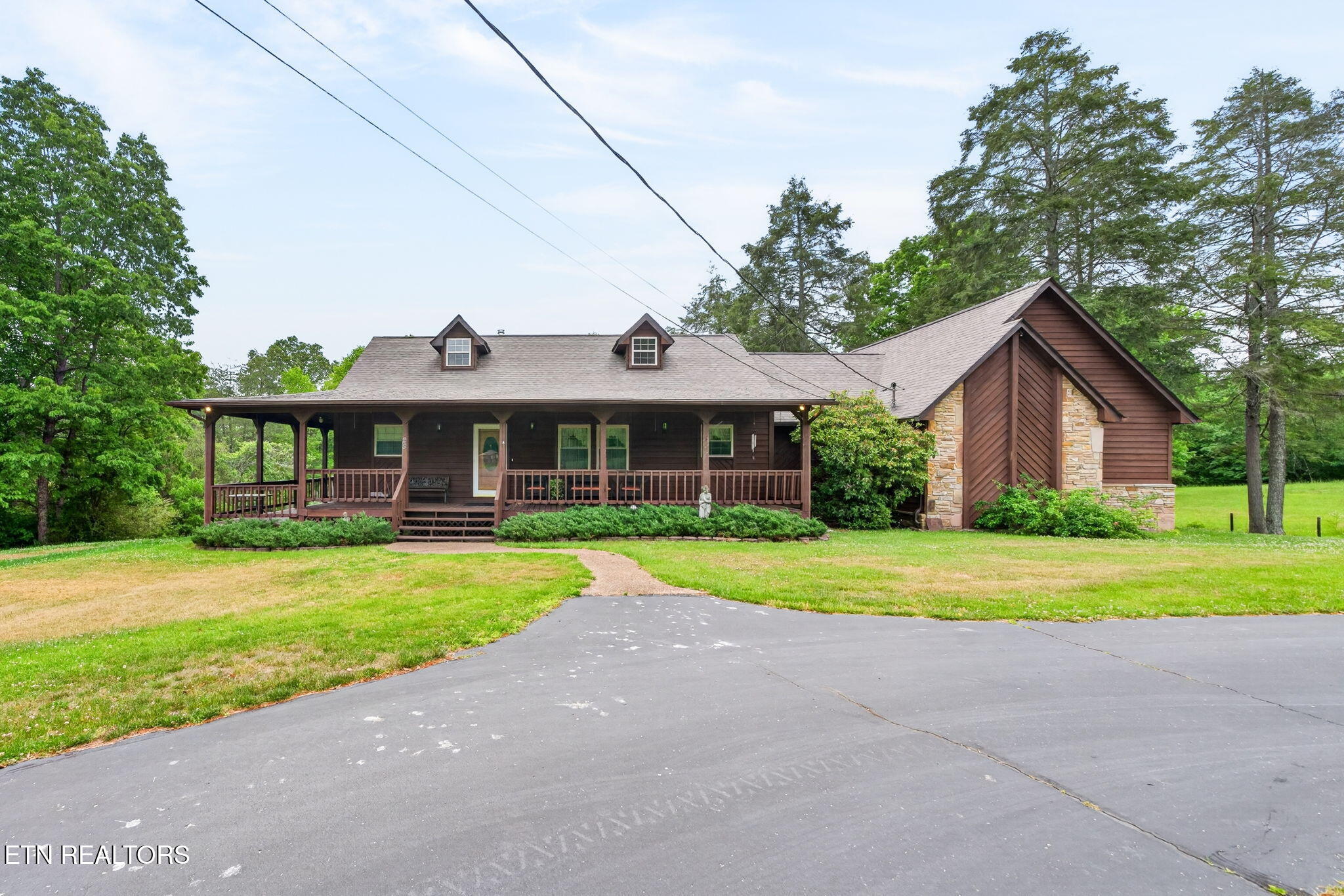 25 Old Kentucky Stock Road Crossville TN 38571