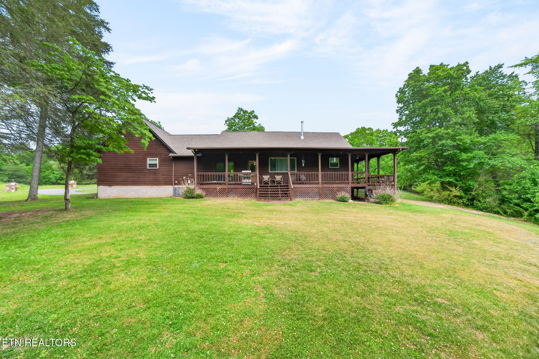 25 Old Kentucky Stock Road Crossville TN 38571