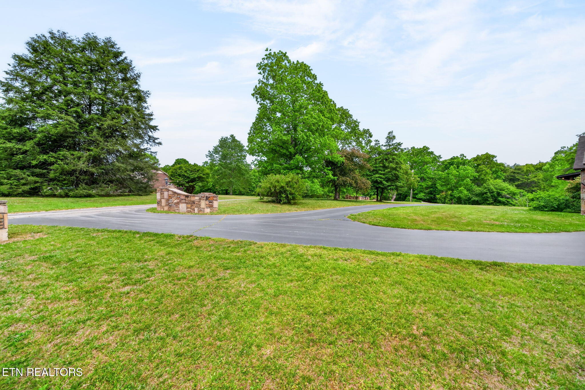 25 Old Kentucky Stock Road Crossville TN 38571