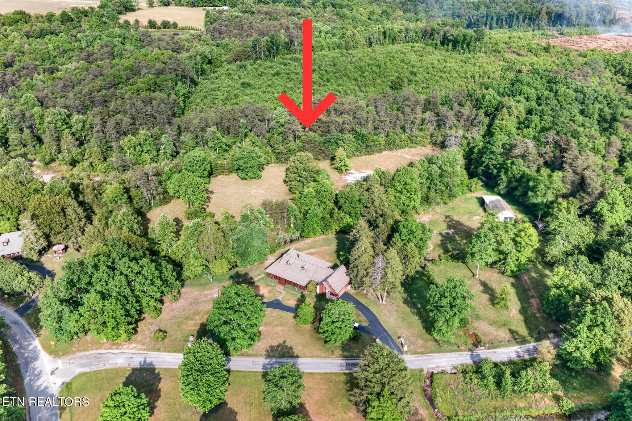 25 Old Kentucky Stock Road Crossville TN 38571