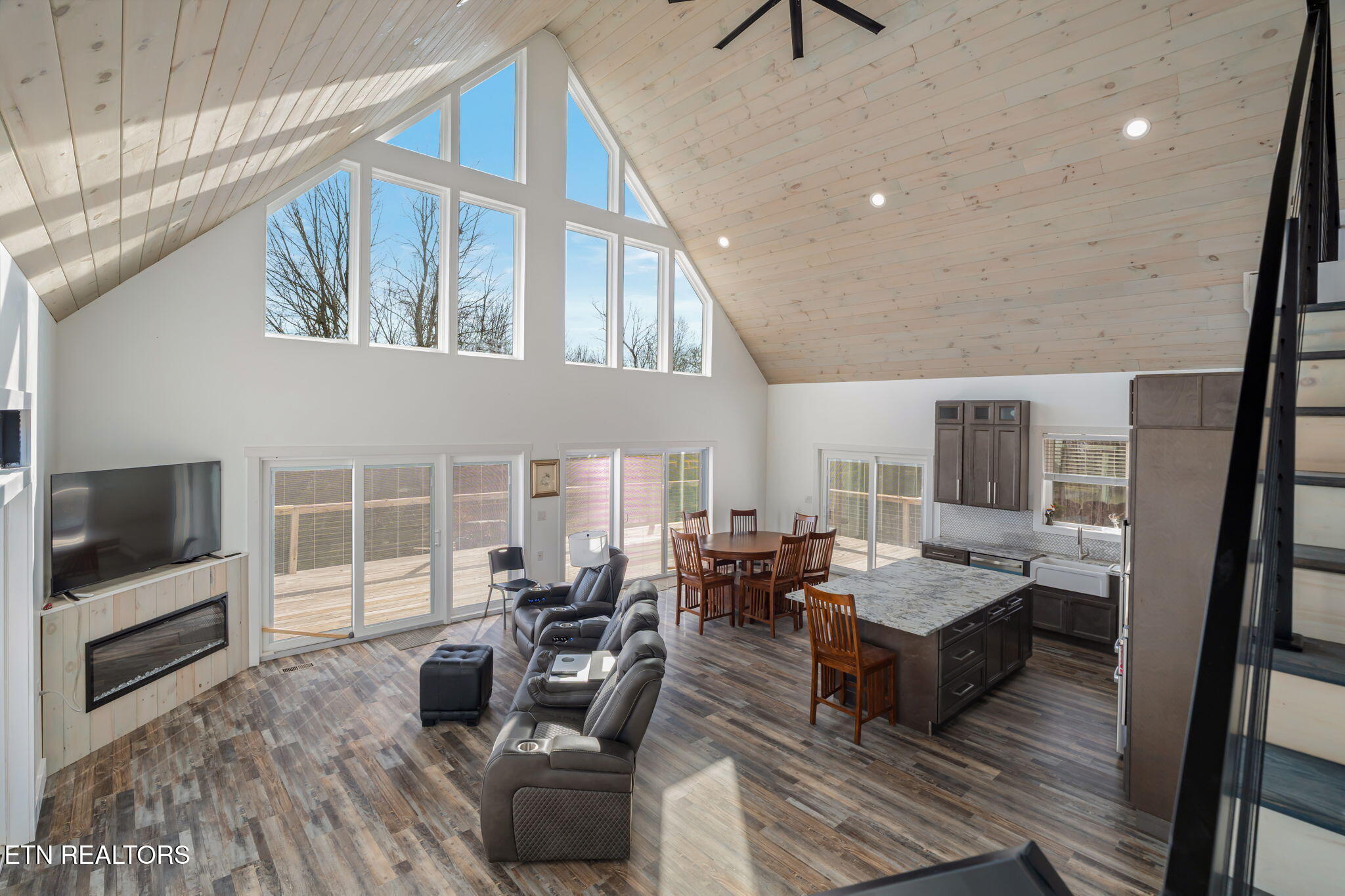 264 Victory Cross Road Lafollette TN 37766