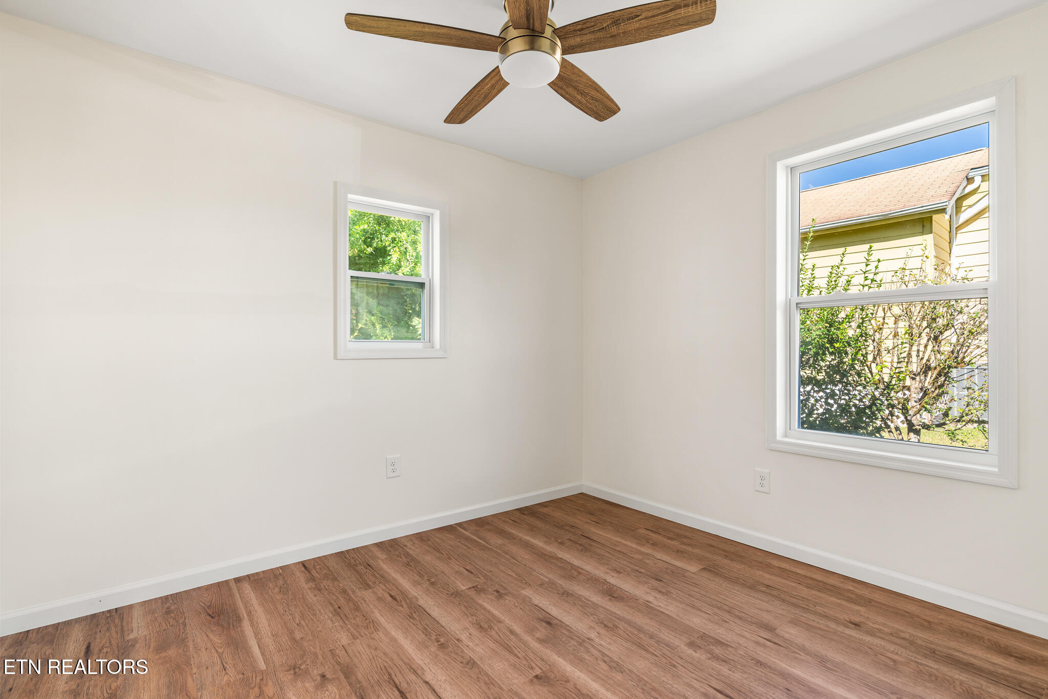 618 Glendale Avenue Clinton TN 37716