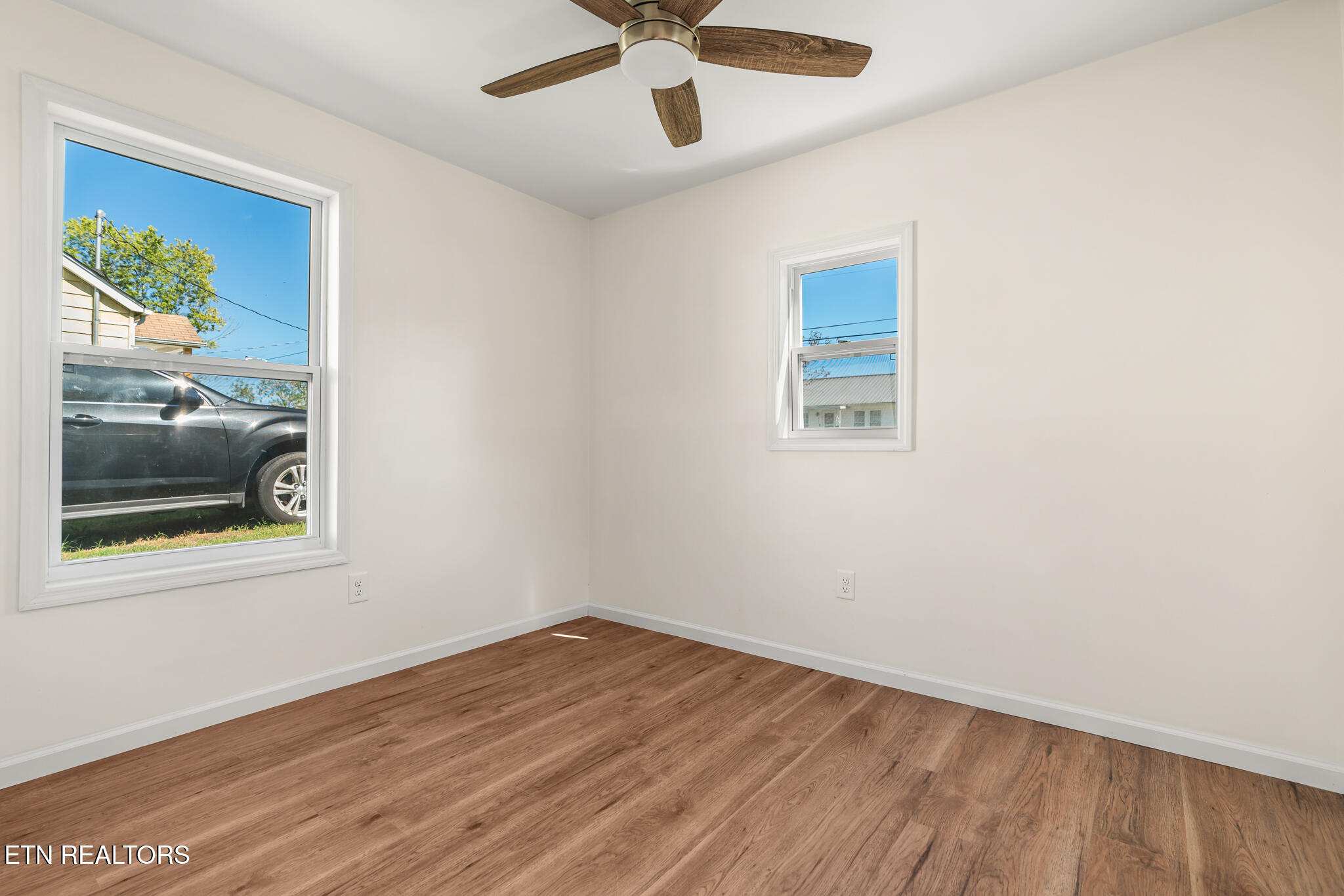 618 Glendale Avenue Clinton TN 37716