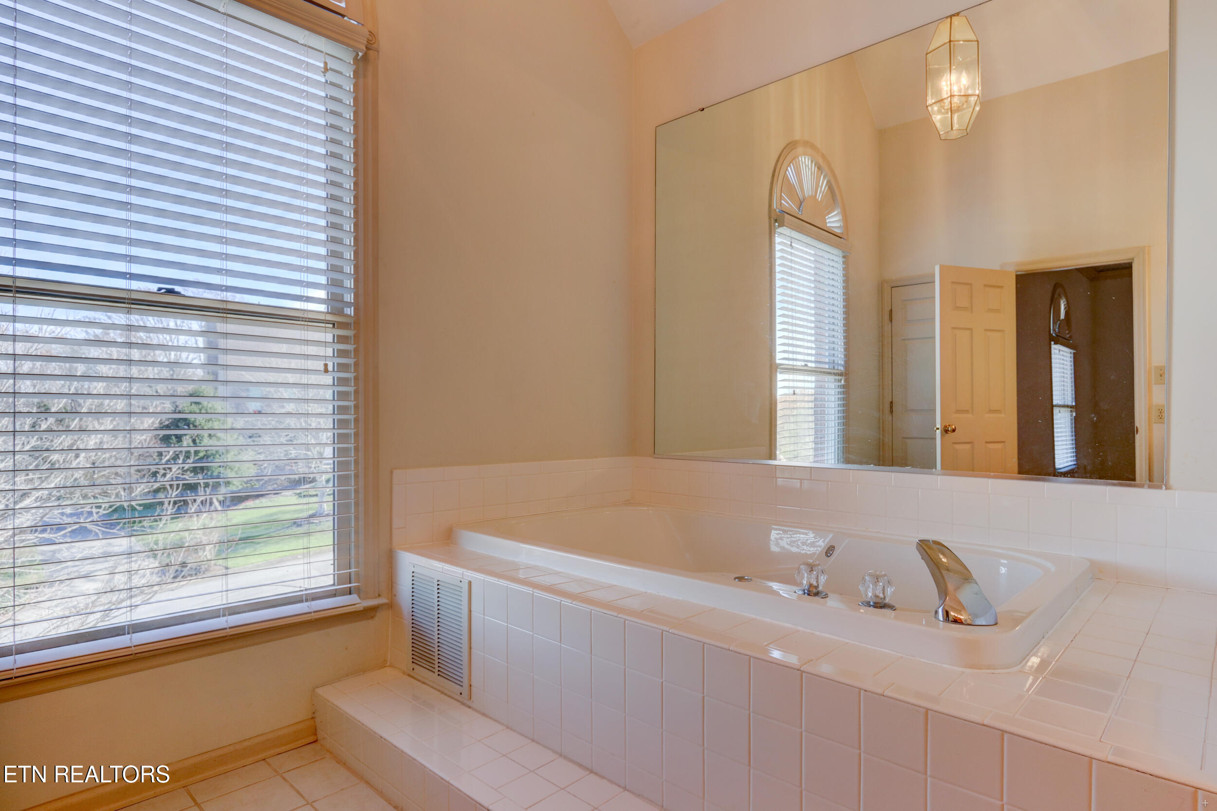 305 Lawton Boulevard Knoxville TN 37934