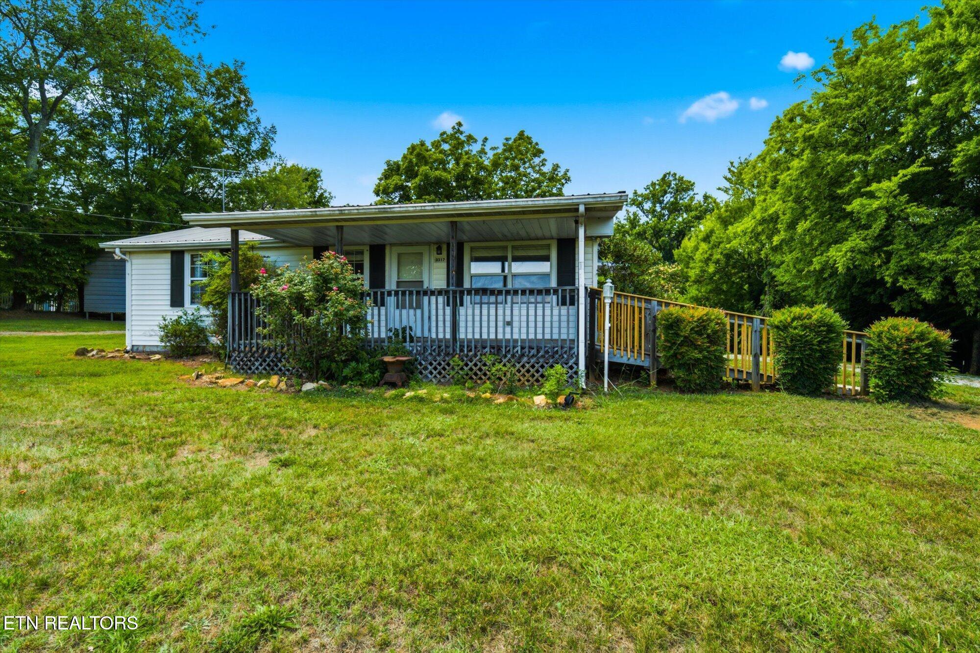 3317 Pink Hatcher Lane Louisville TN 37777