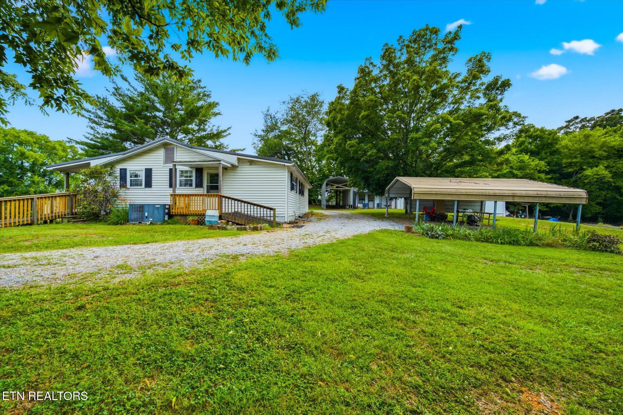 3317 Pink Hatcher Lane Louisville TN 37777