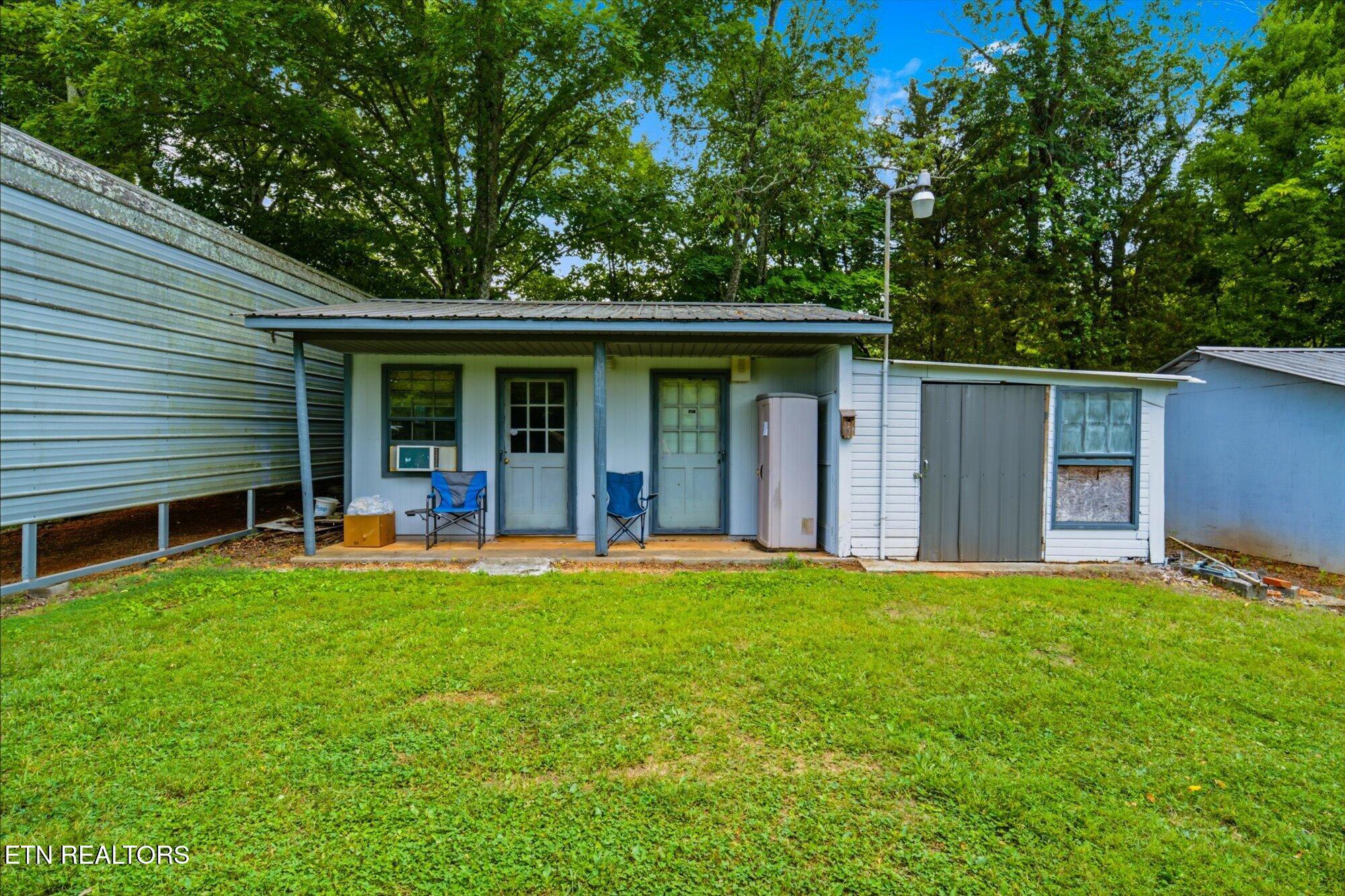3317 Pink Hatcher Lane Louisville TN 37777