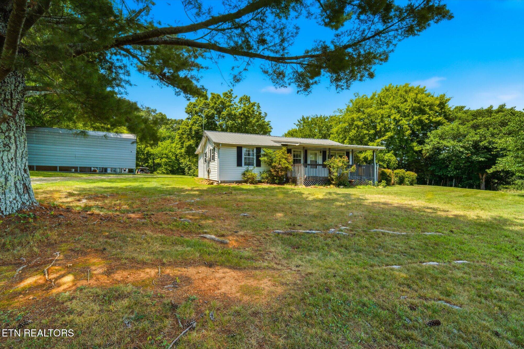 3317 Pink Hatcher Lane Louisville TN 37777