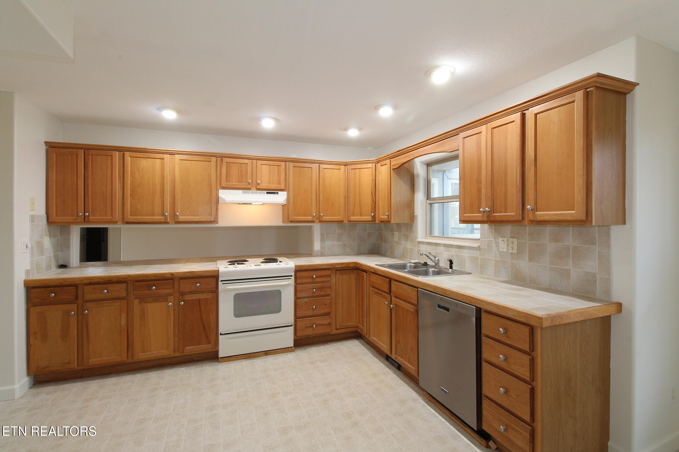 211 Sequoyah Trail Rutledge TN 37861