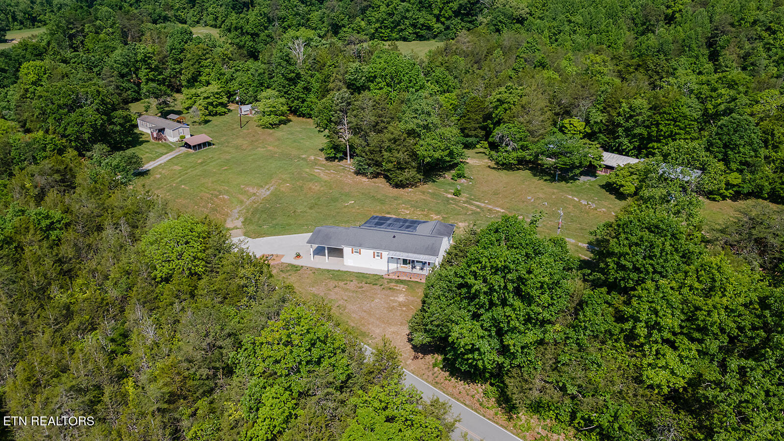 1184 Raccoon Valley Road Maynardville TN 37807