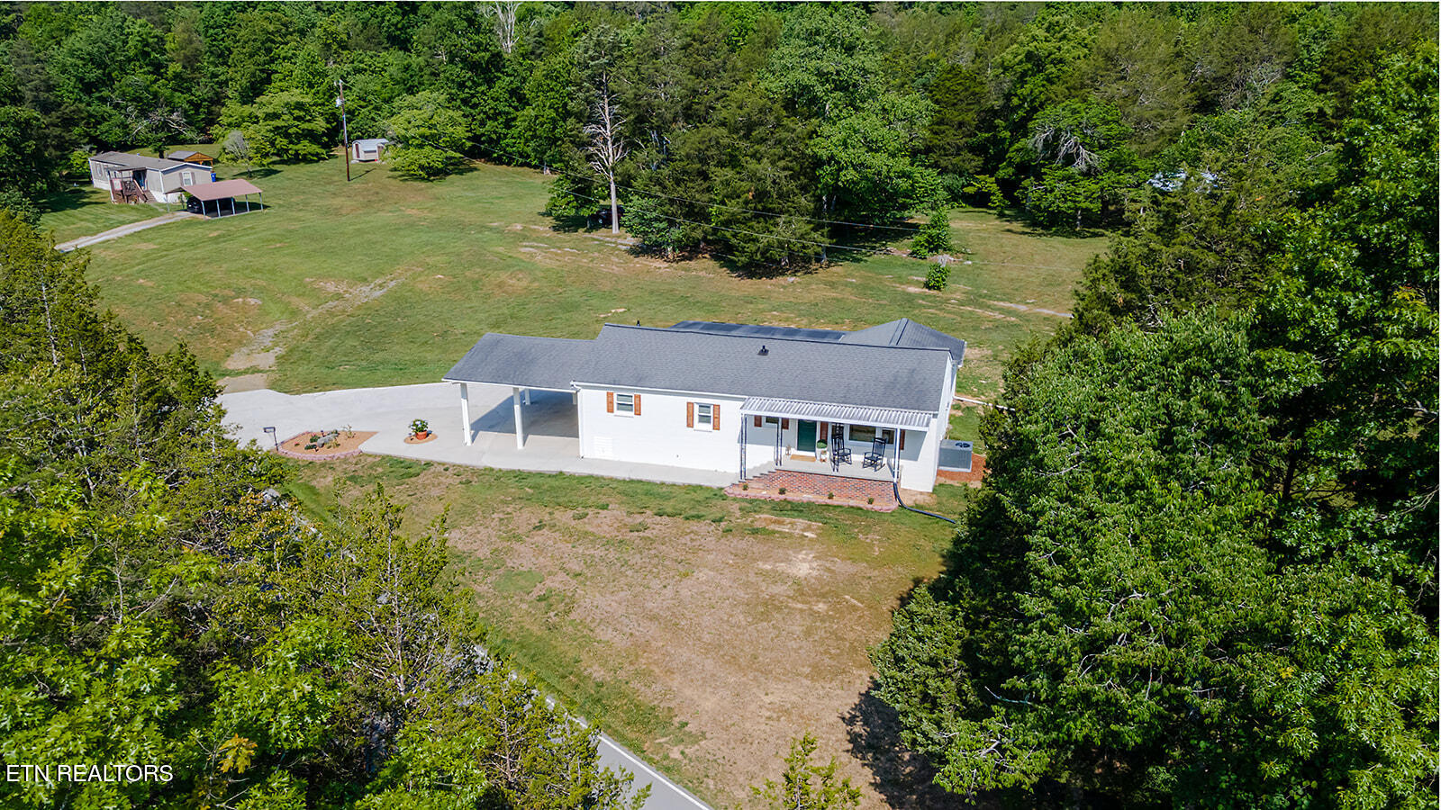 1184 Raccoon Valley Road Maynardville TN 37807
