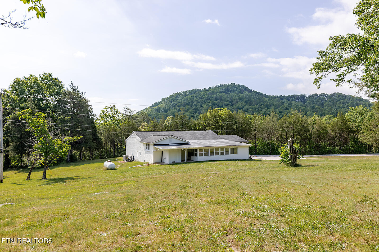 1184 Raccoon Valley Road Maynardville TN 37807
