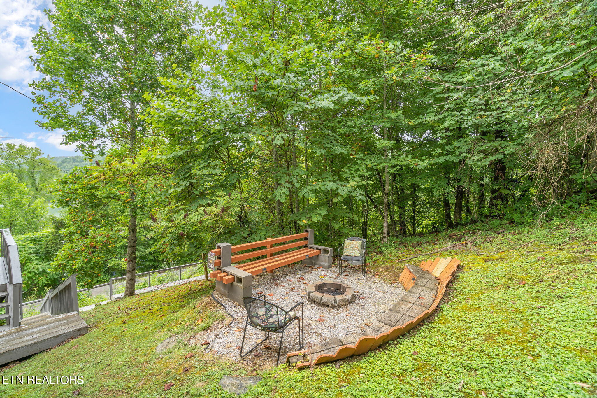 180 Flat Hollow Marina Road Speedwell TN 37870