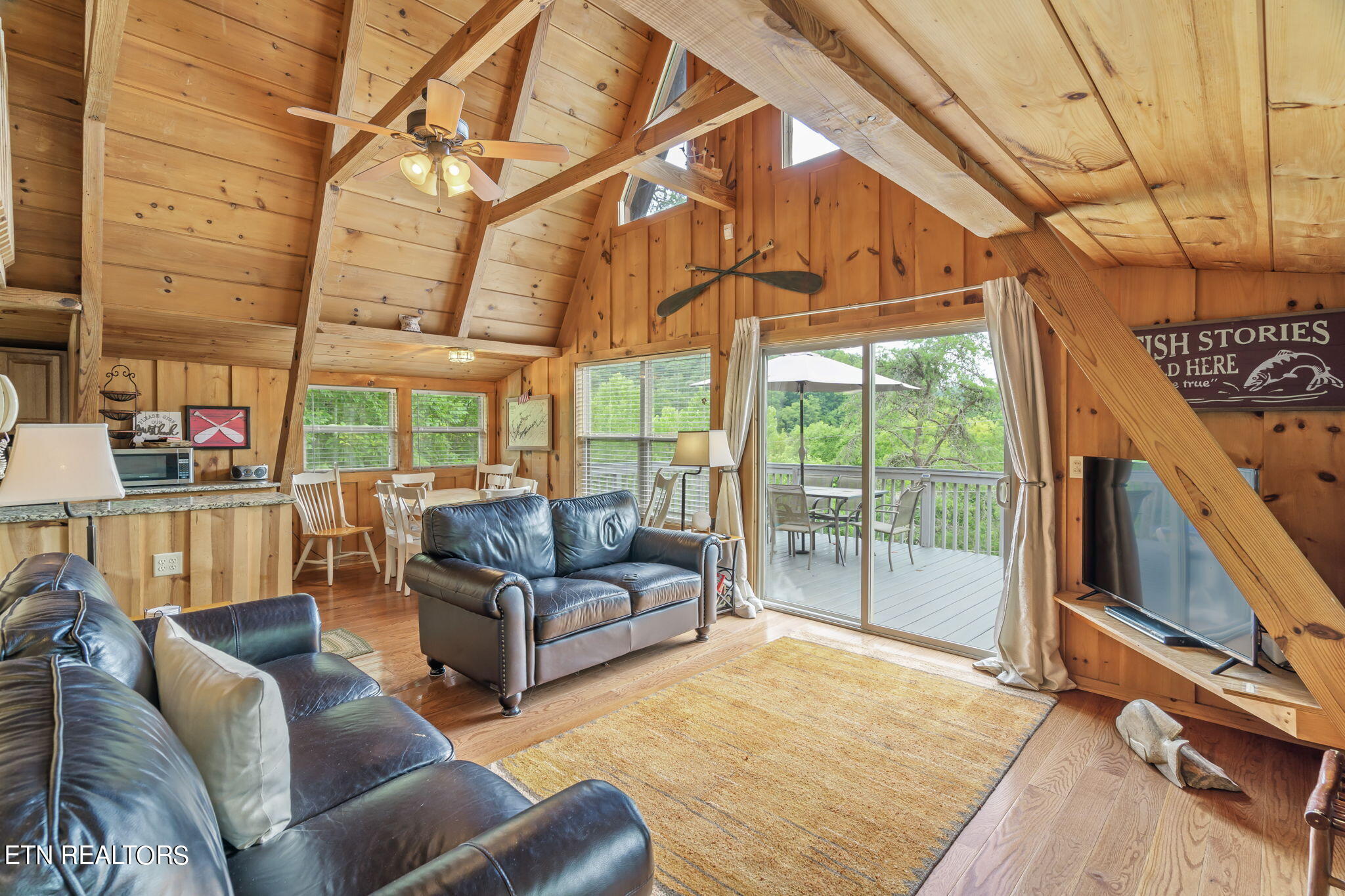 180 Flat Hollow Marina Road Speedwell TN 37870