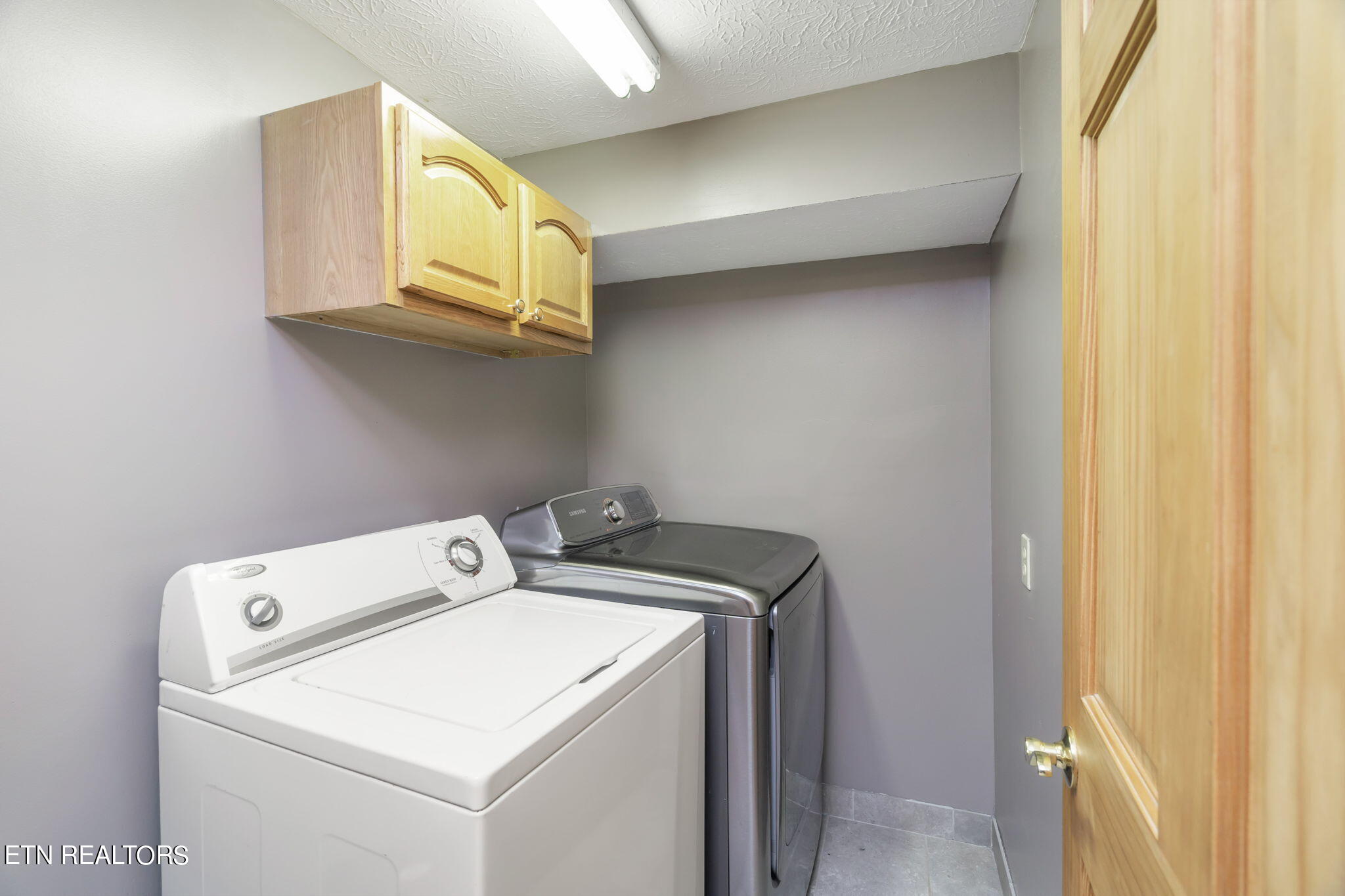 180 Flat Hollow Marina Road Speedwell TN 37870