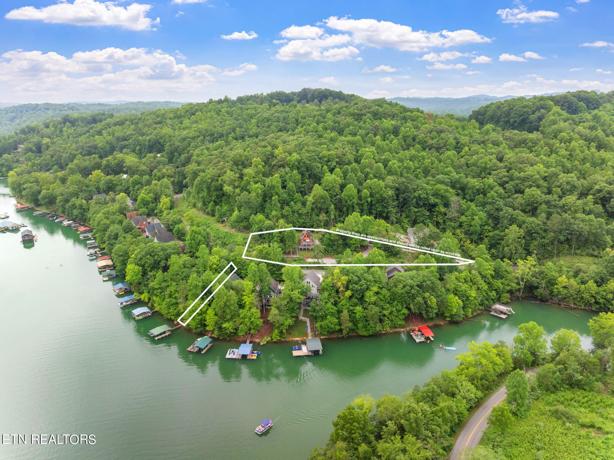 180 Flat Hollow Marina Road Speedwell TN 37870
