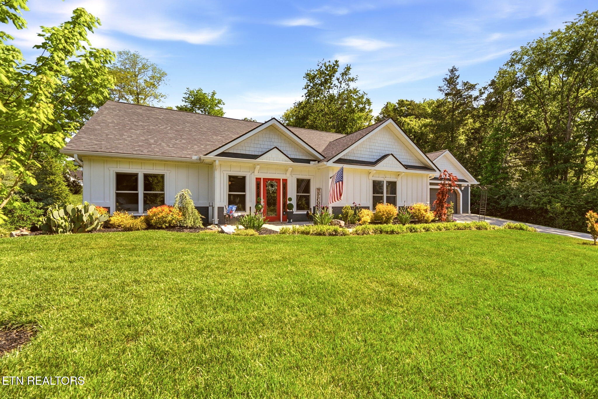106 Chatuga Drive Loudon TN 37774