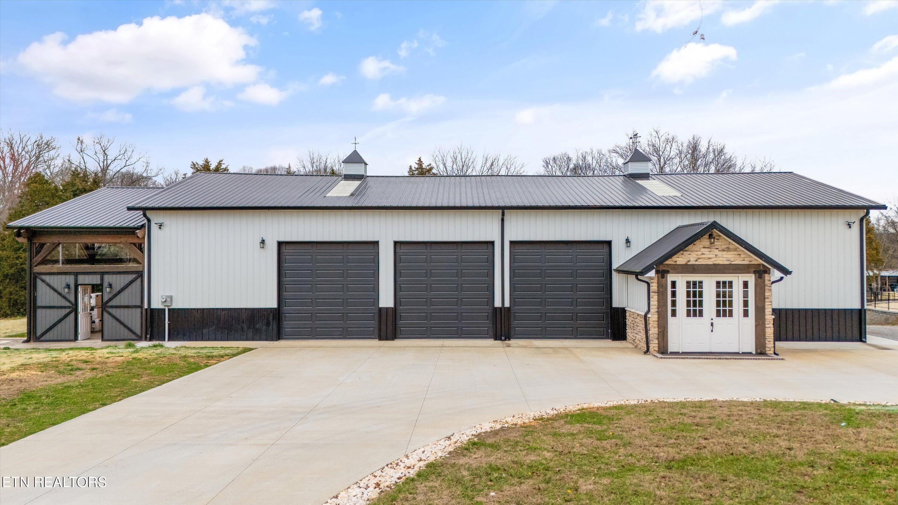 208 County Road 260 Niota TN 37826