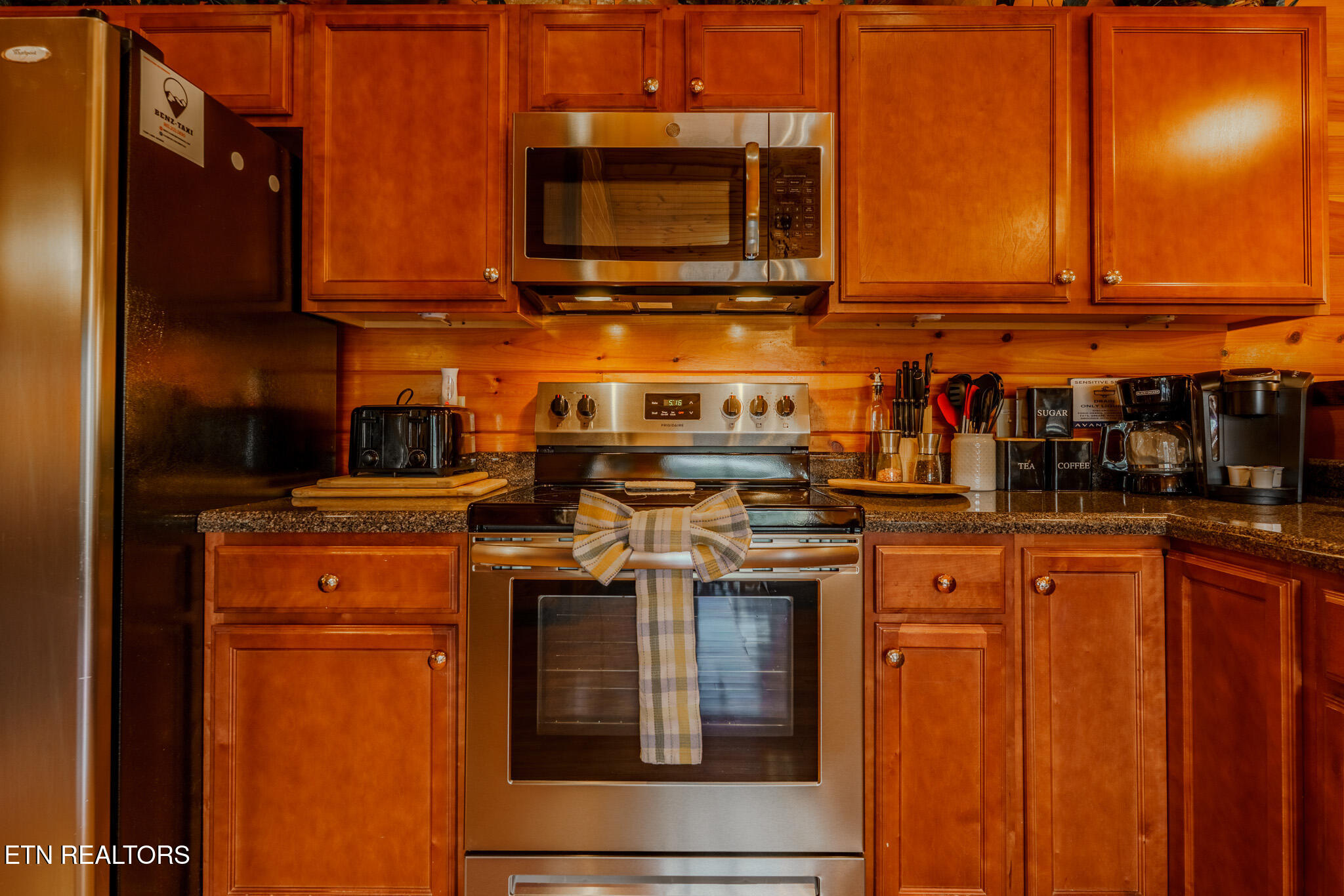 921 Mcmakin Way Pigeon Forge TN 37863