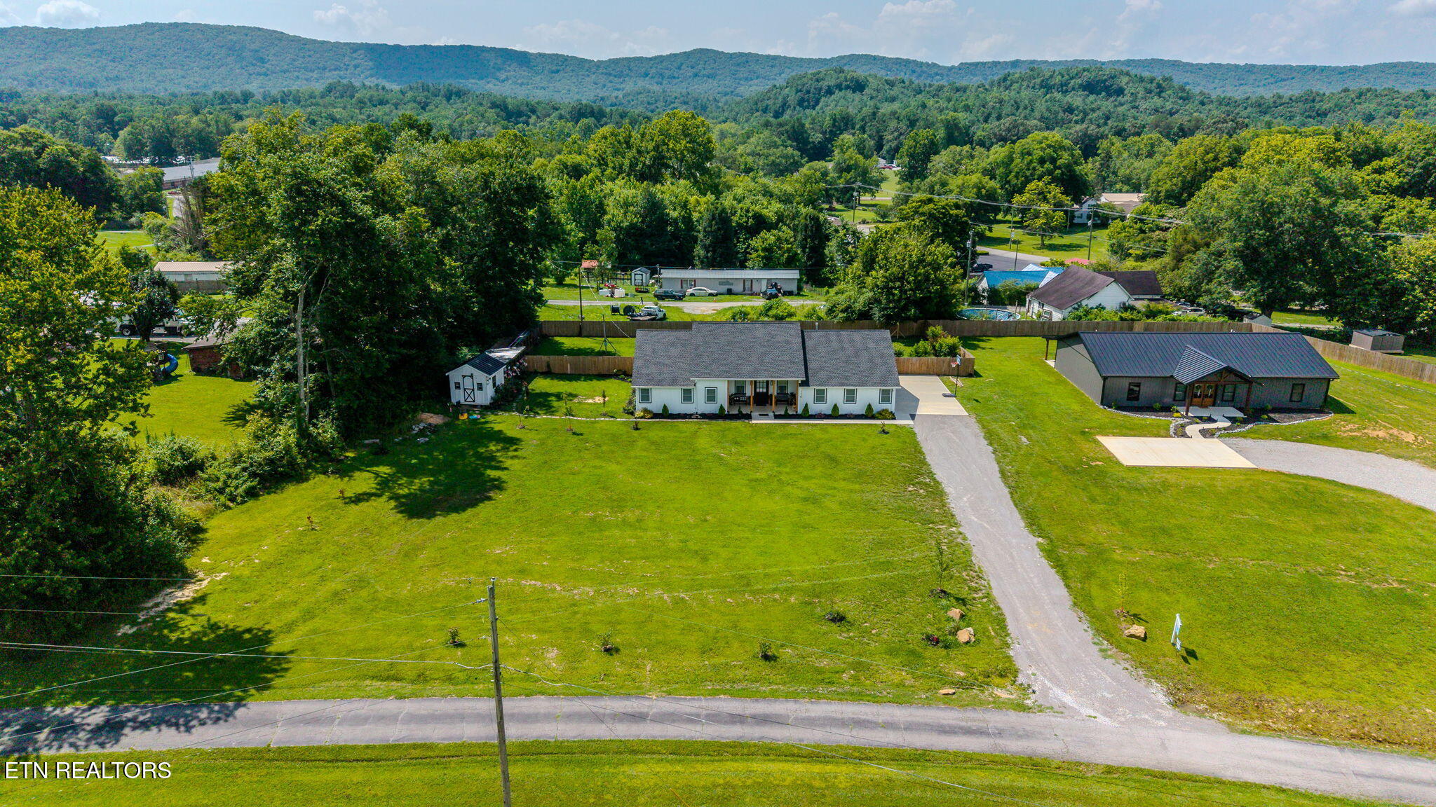 114 Eldon Justice Road Oliver Springs TN 37840
