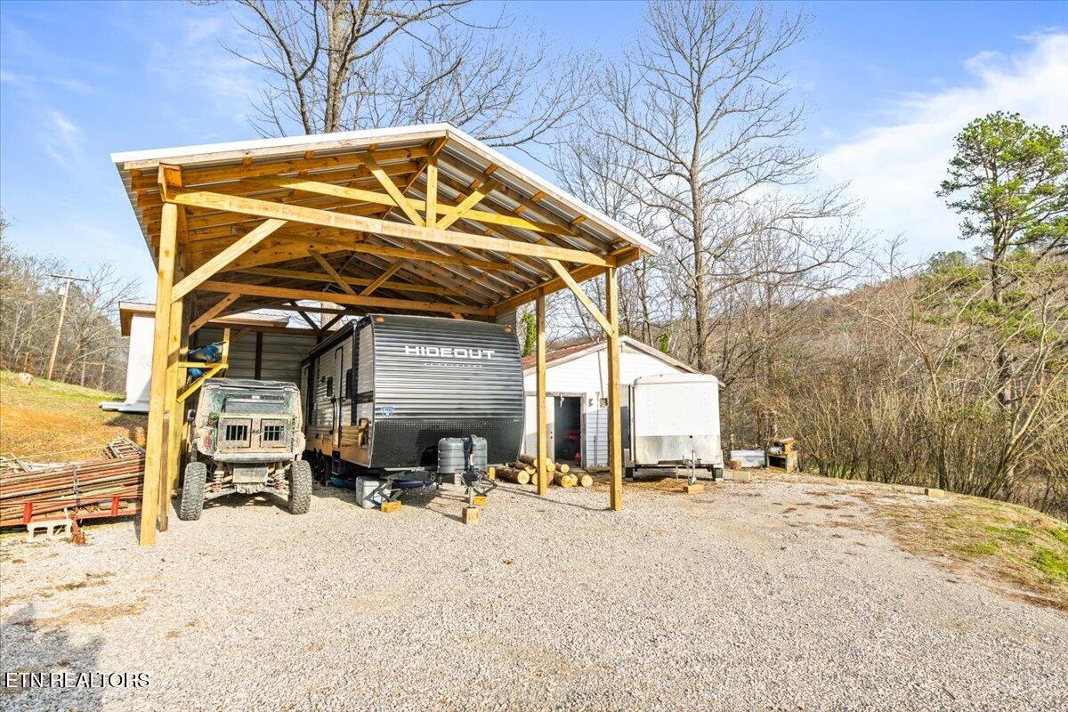 4194 Highway 297 Newcomb TN 37819