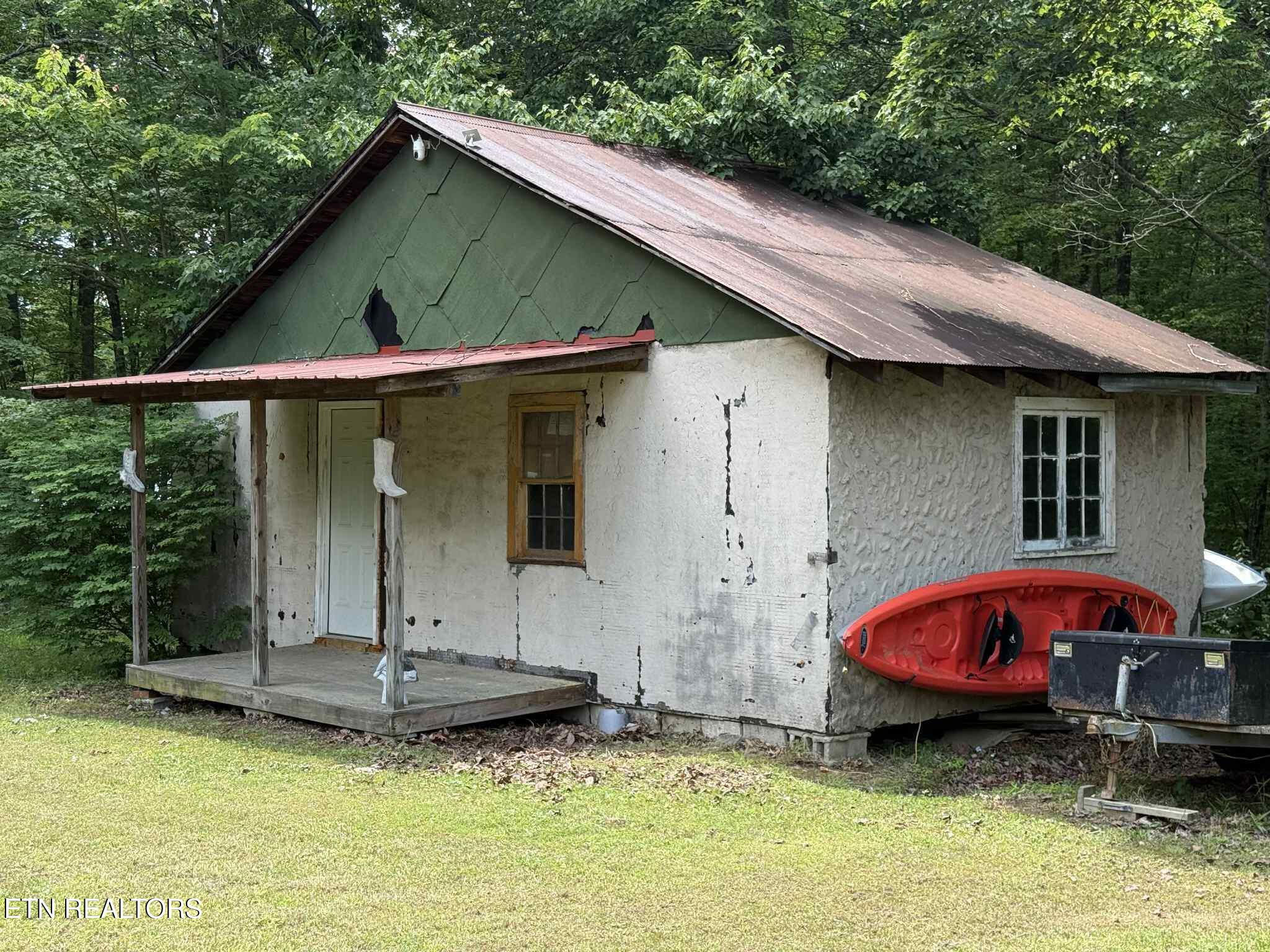 14765 Highway 70 Monterey TN 38574