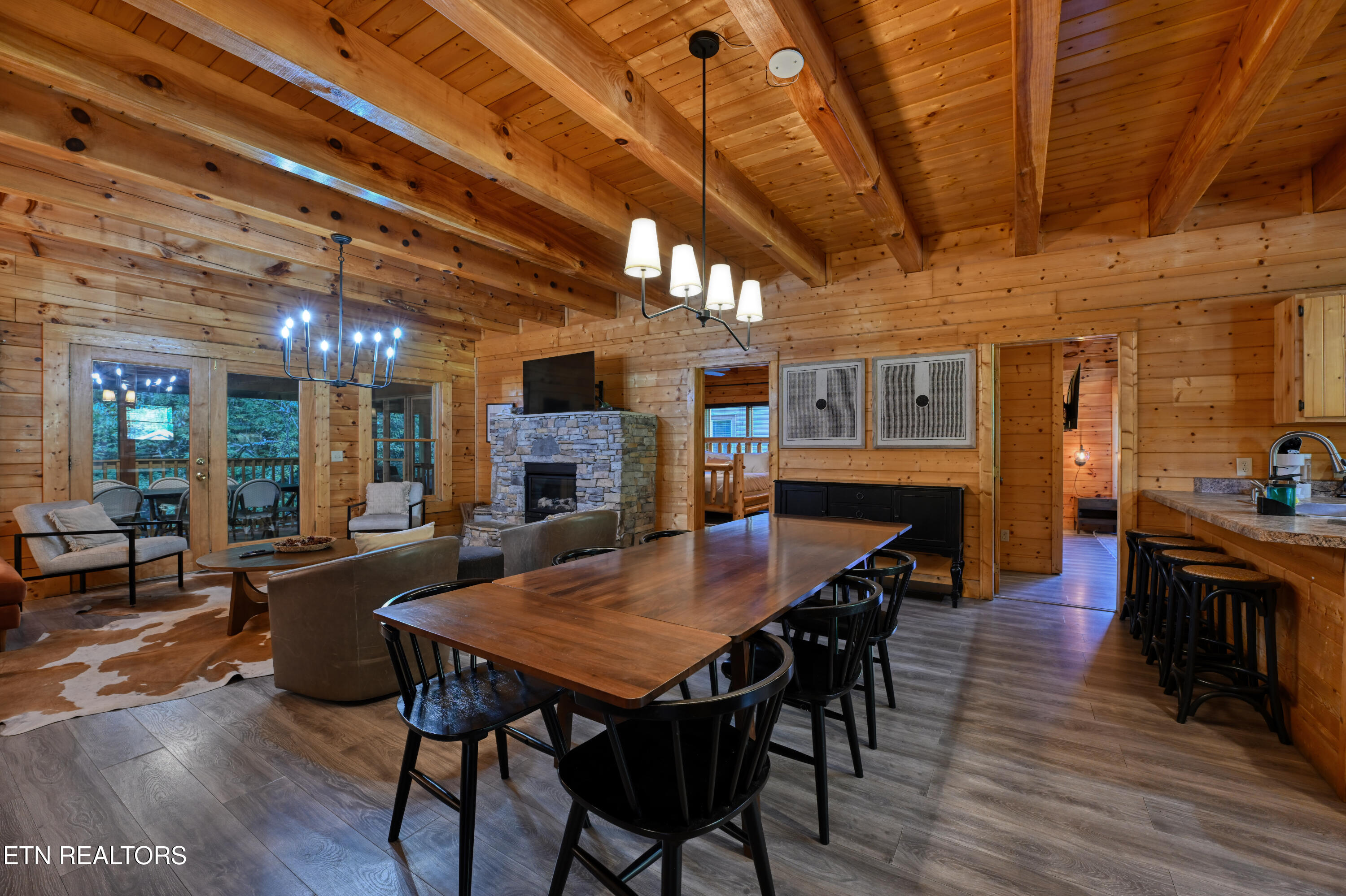 307 Caney Creek Road Pigeon Forge TN 37863