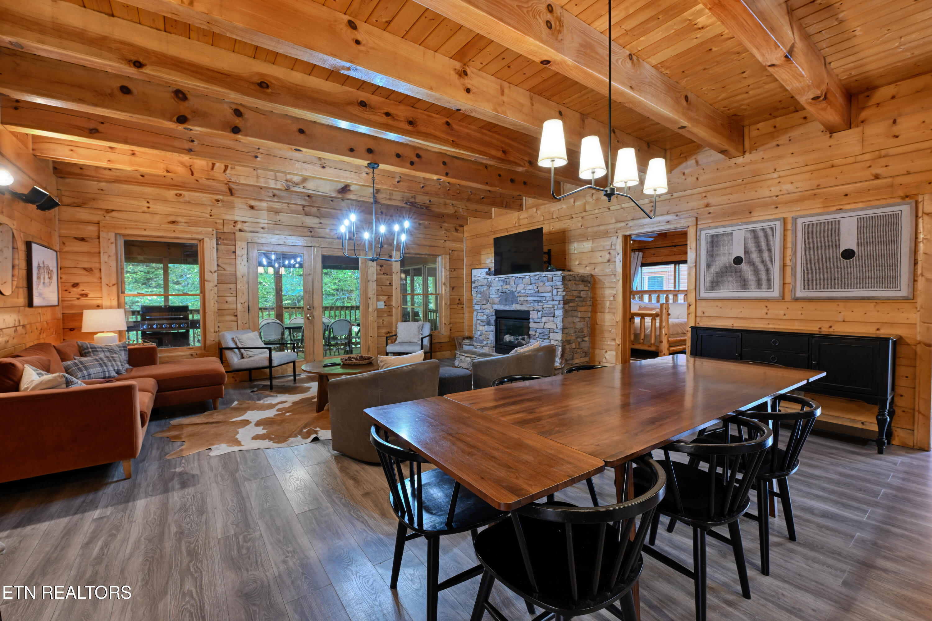 307 Caney Creek Road Pigeon Forge TN 37863