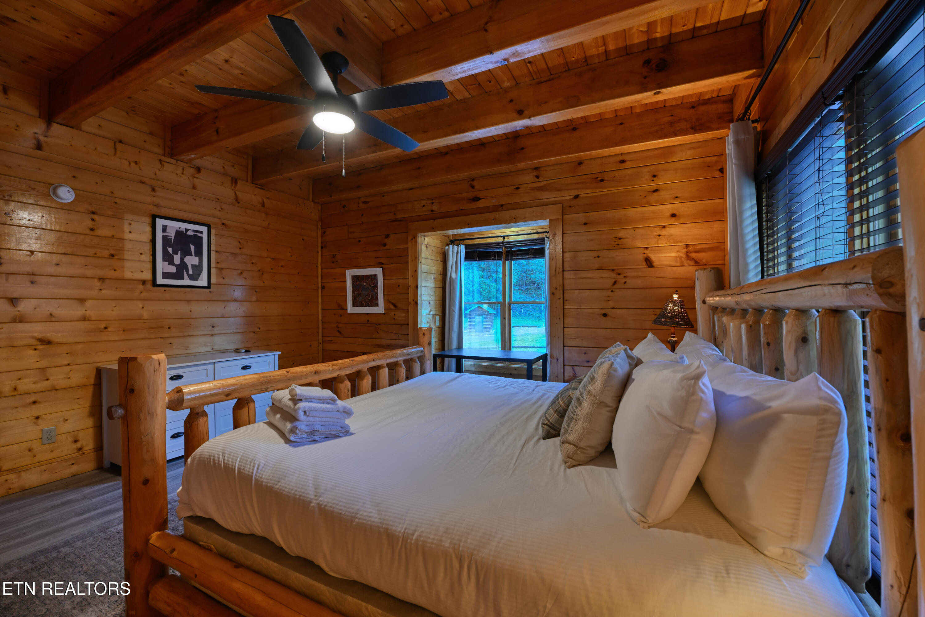 307 Caney Creek Road Pigeon Forge TN 37863