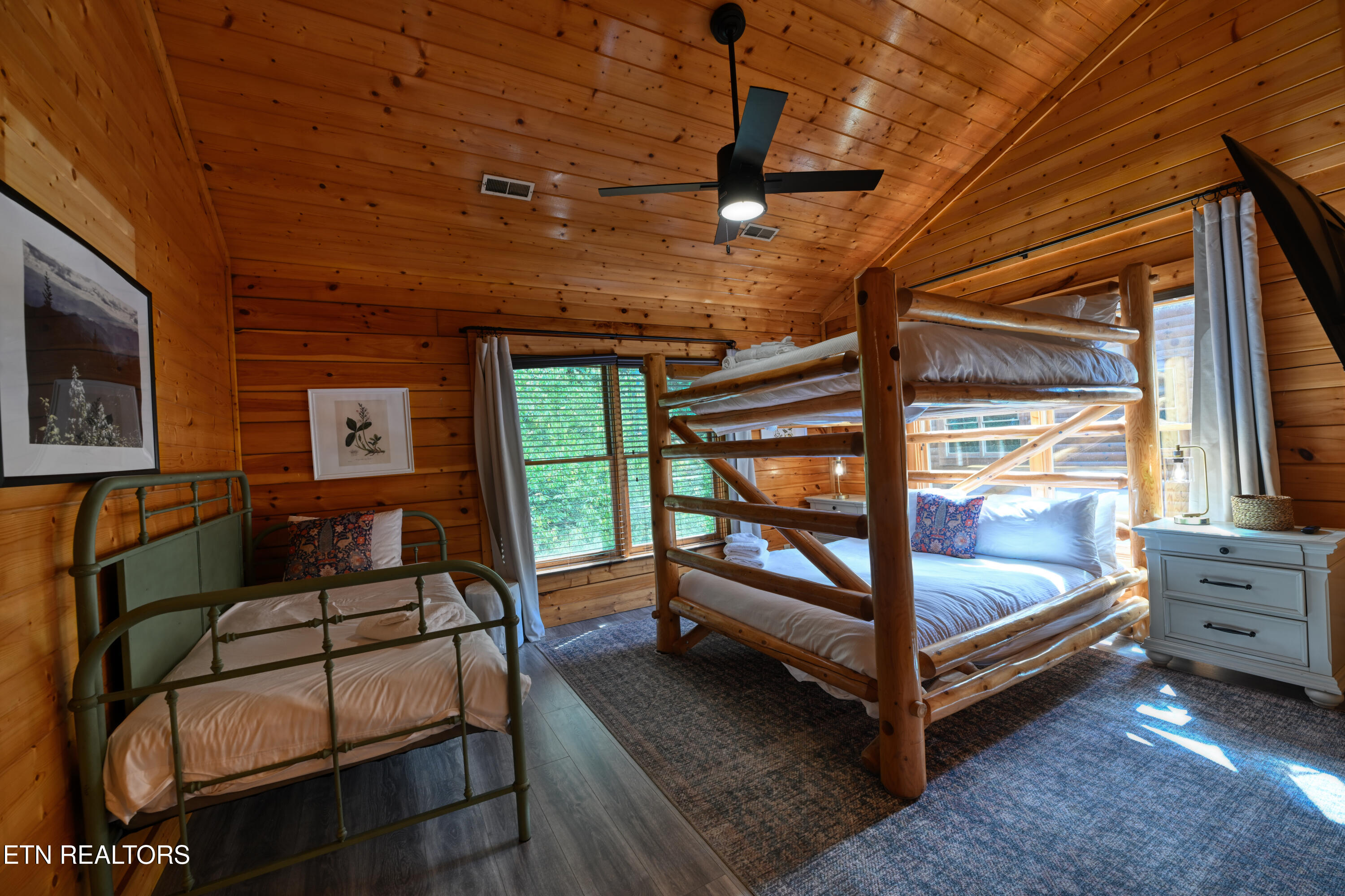307 Caney Creek Road Pigeon Forge TN 37863