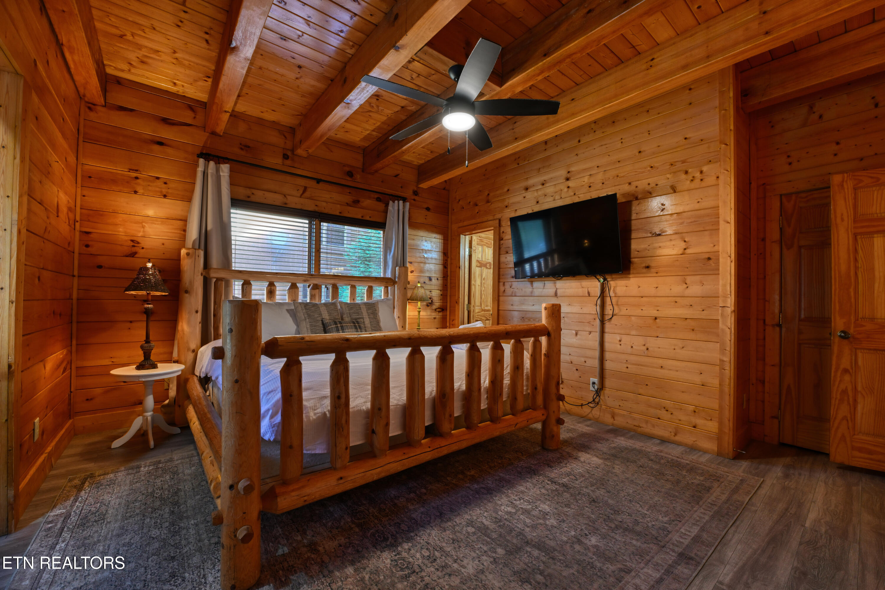 307 Caney Creek Road Pigeon Forge TN 37863