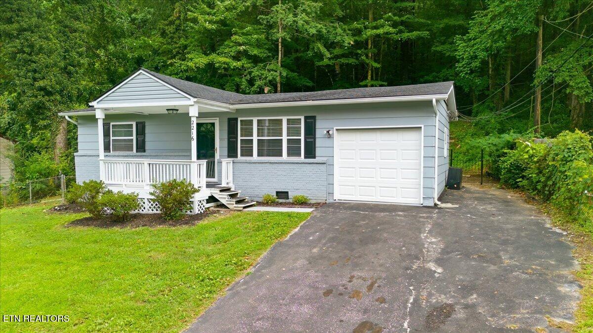 2216 Rifle Range Drive Knoxville TN 37918