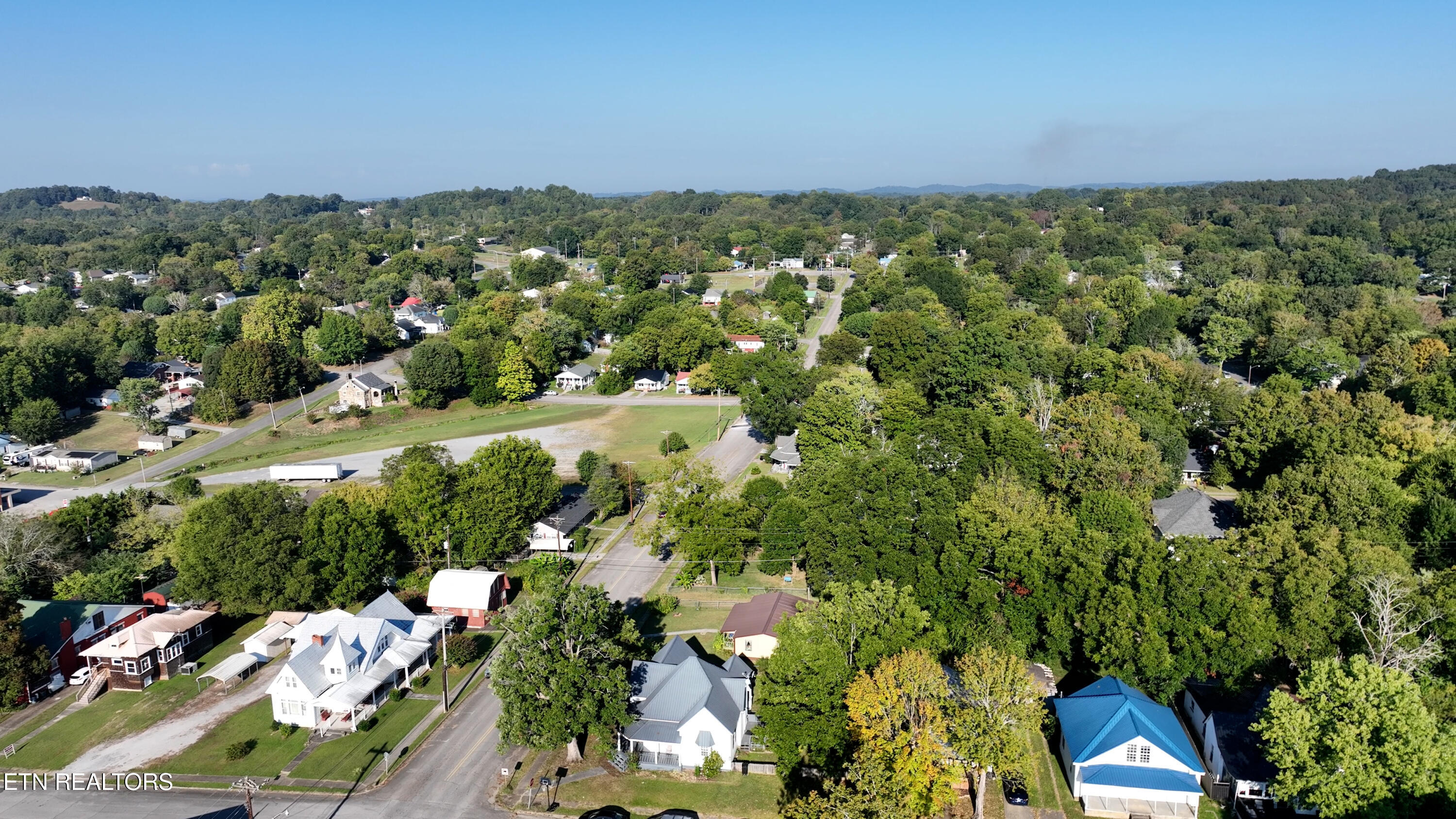 430 Ohio Avenue Etowah TN 37331