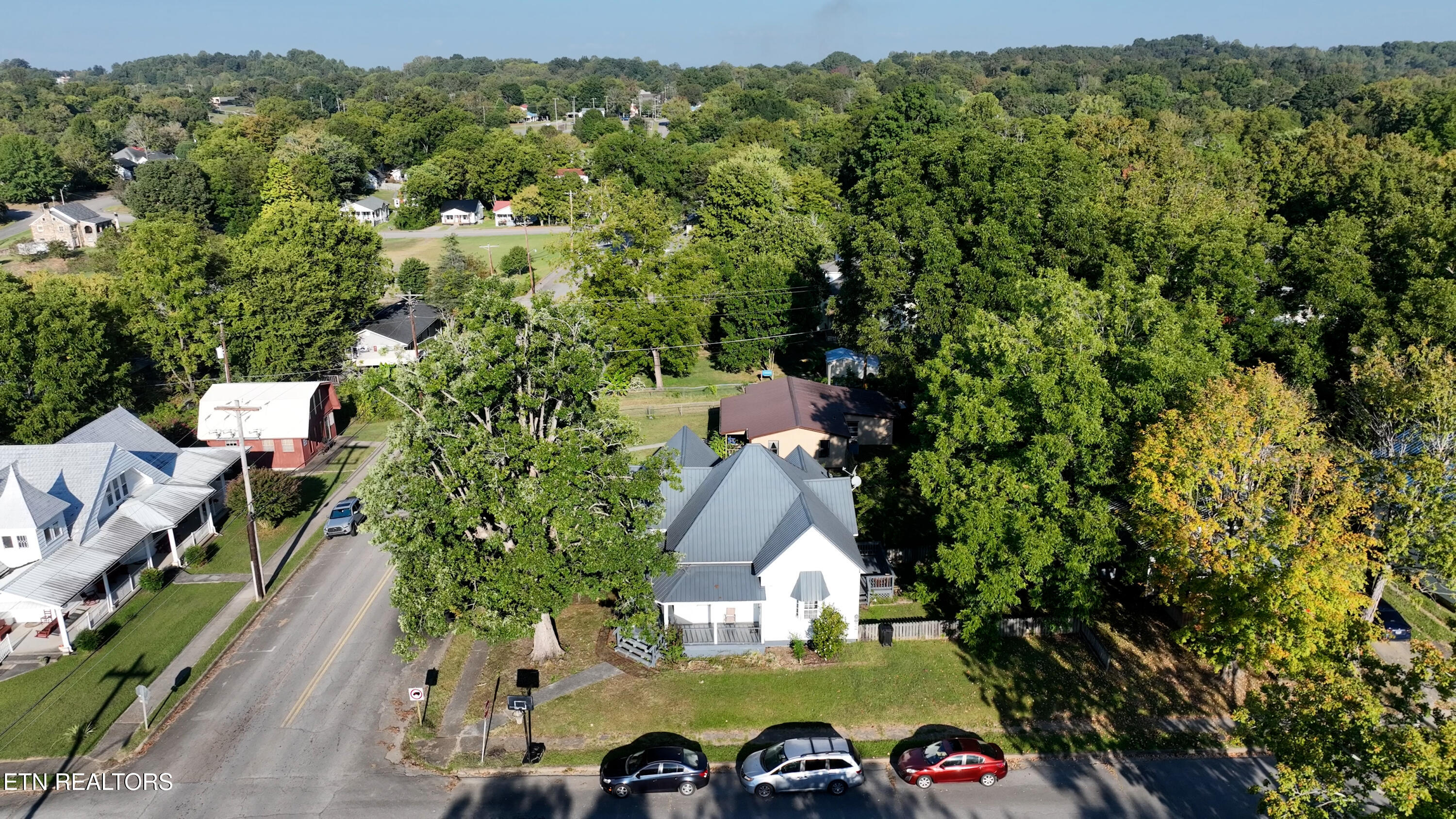 430 Ohio Avenue Etowah TN 37331