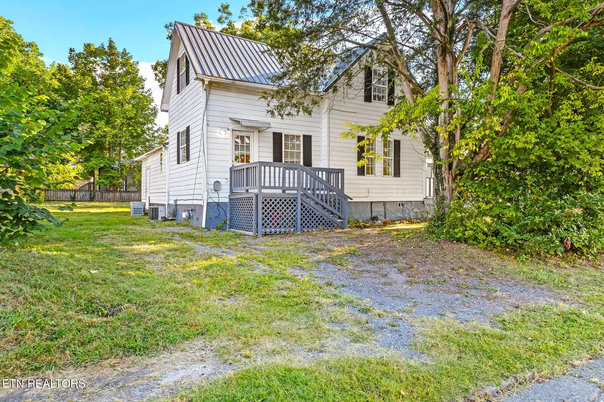 430 Ohio Avenue Etowah TN 37331