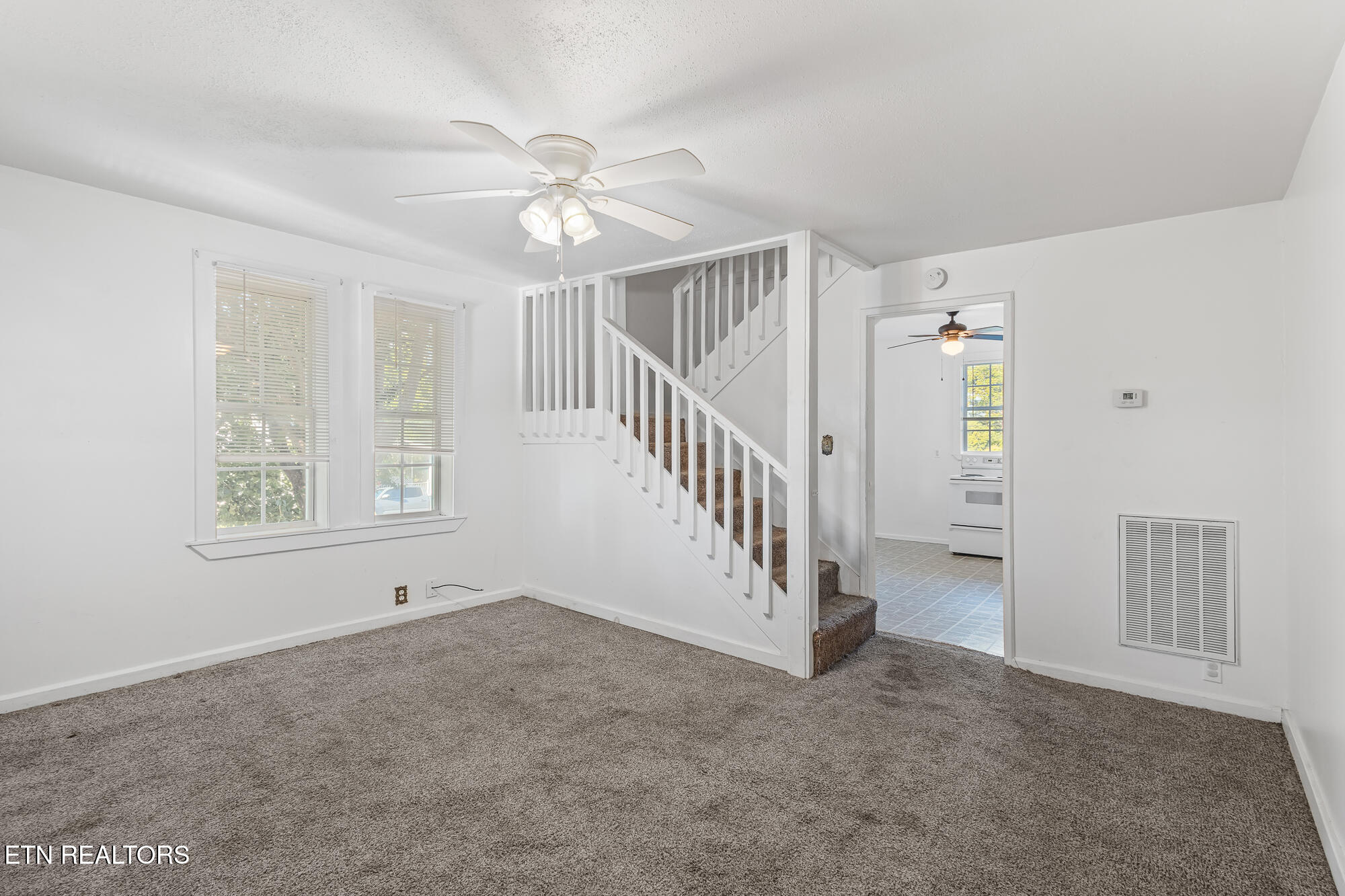 430 Ohio Avenue Etowah TN 37331