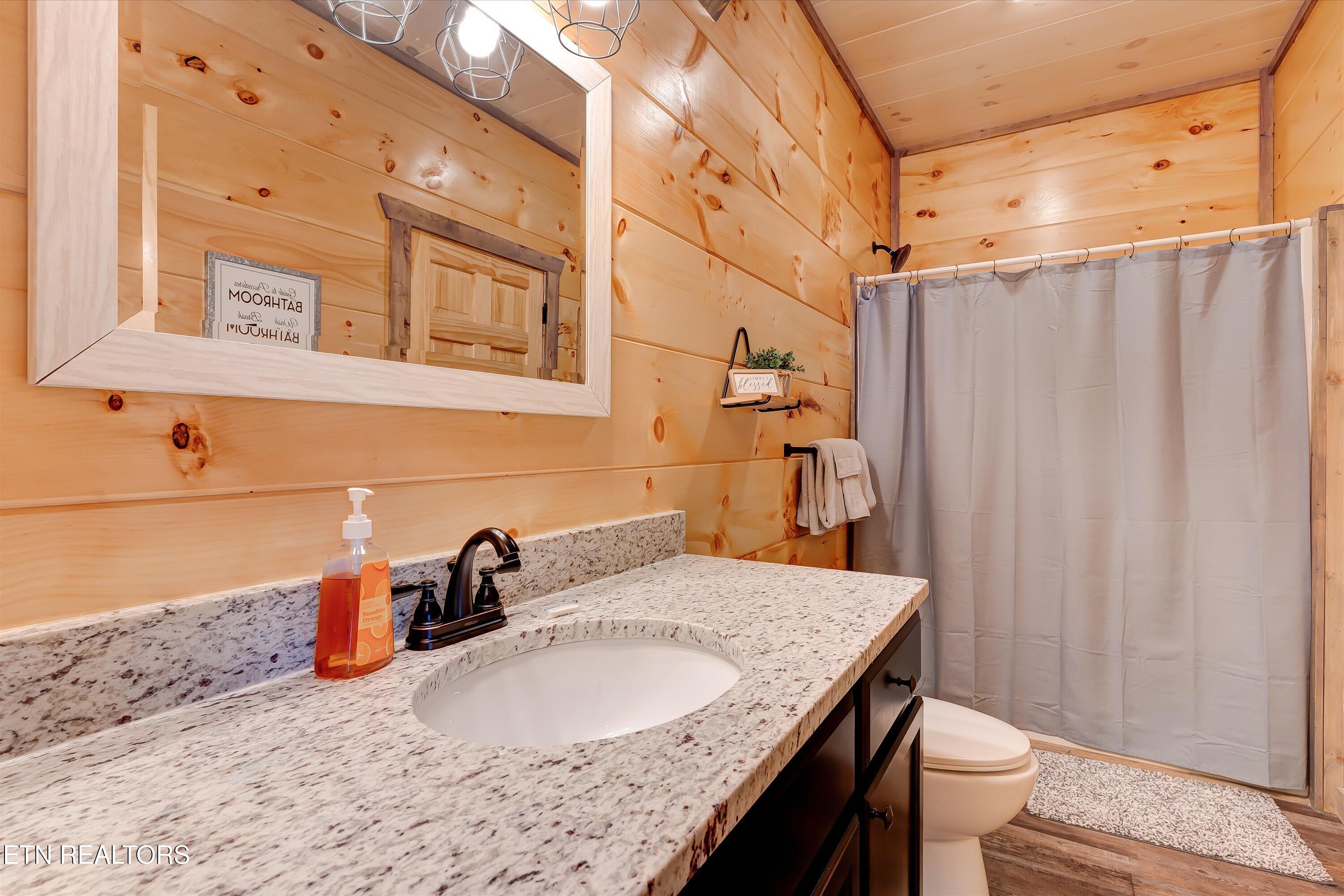 2322 Judson Lane Sevierville TN 37876