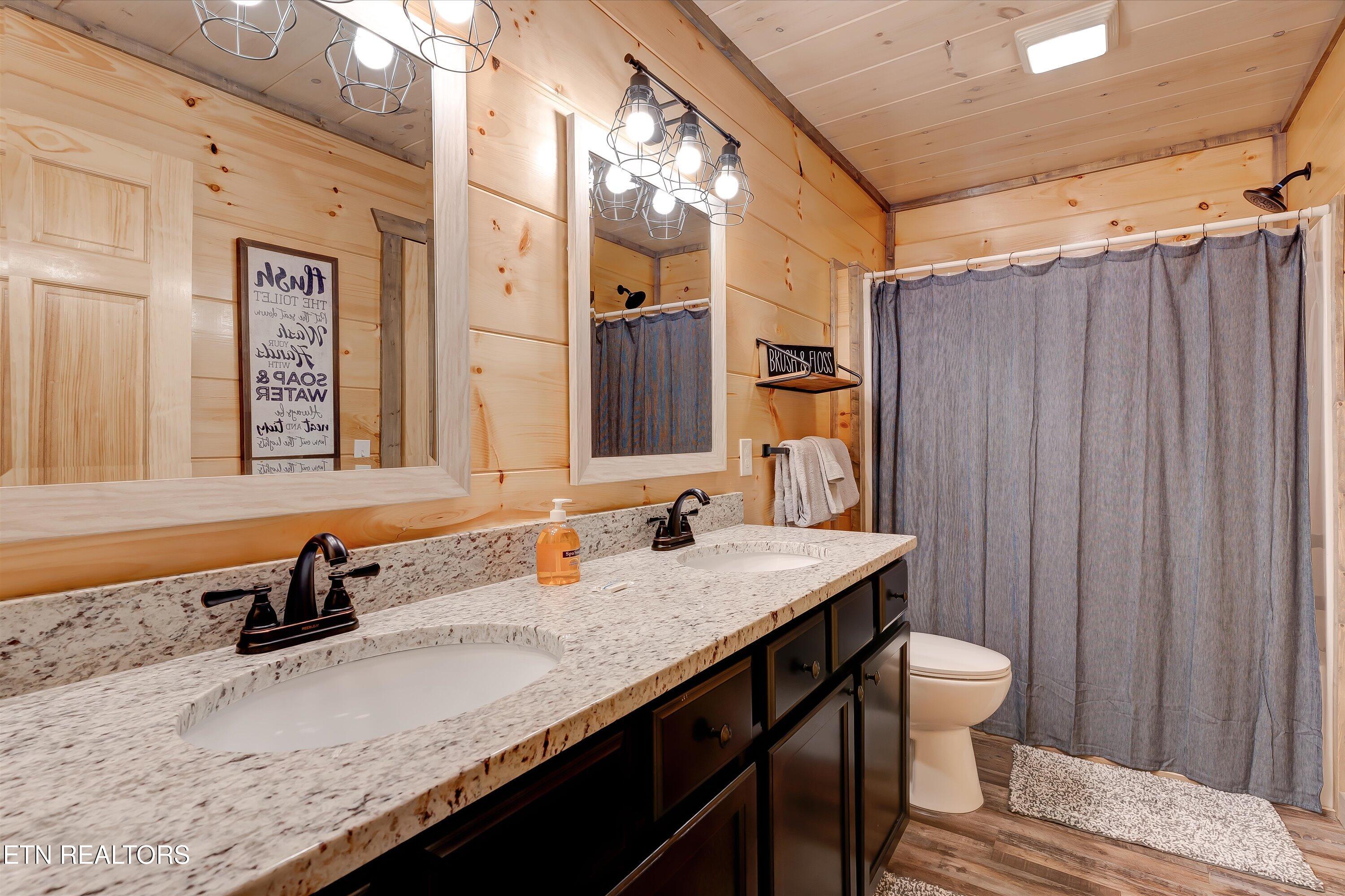 2322 Judson Lane Sevierville TN 37876