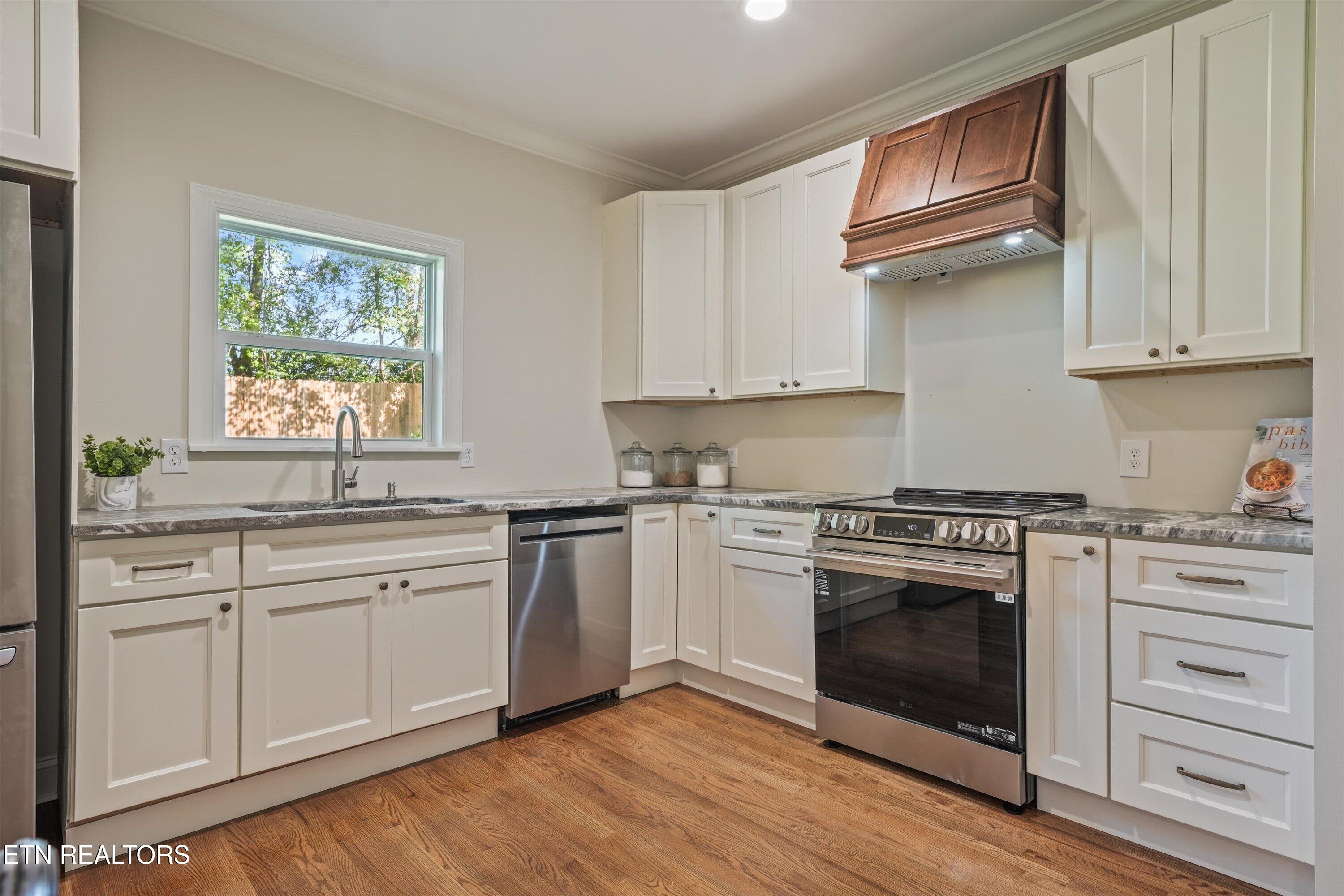 1431 Branson Avenue Knoxville TN 37917