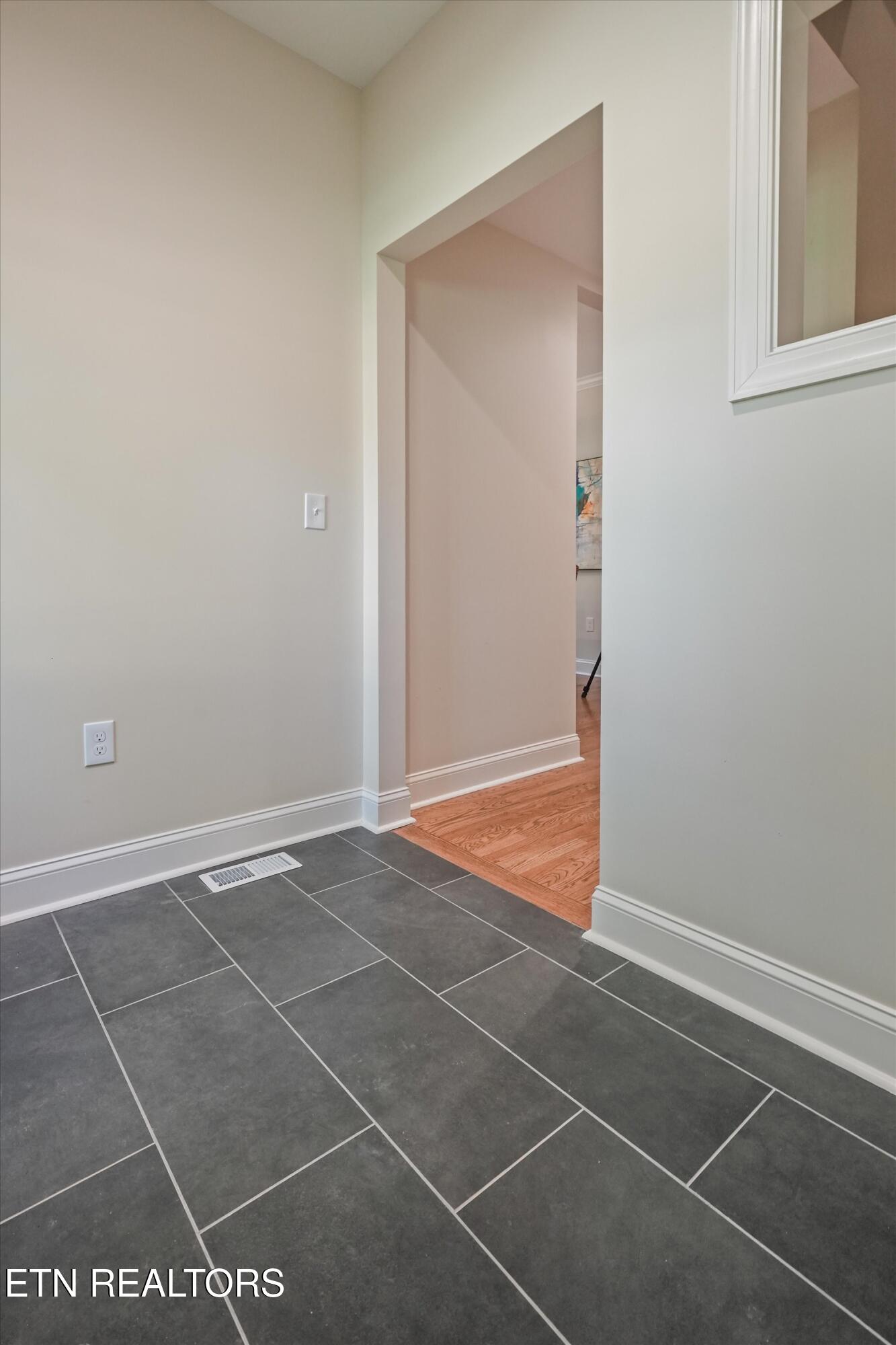 1431 Branson Avenue Knoxville TN 37917