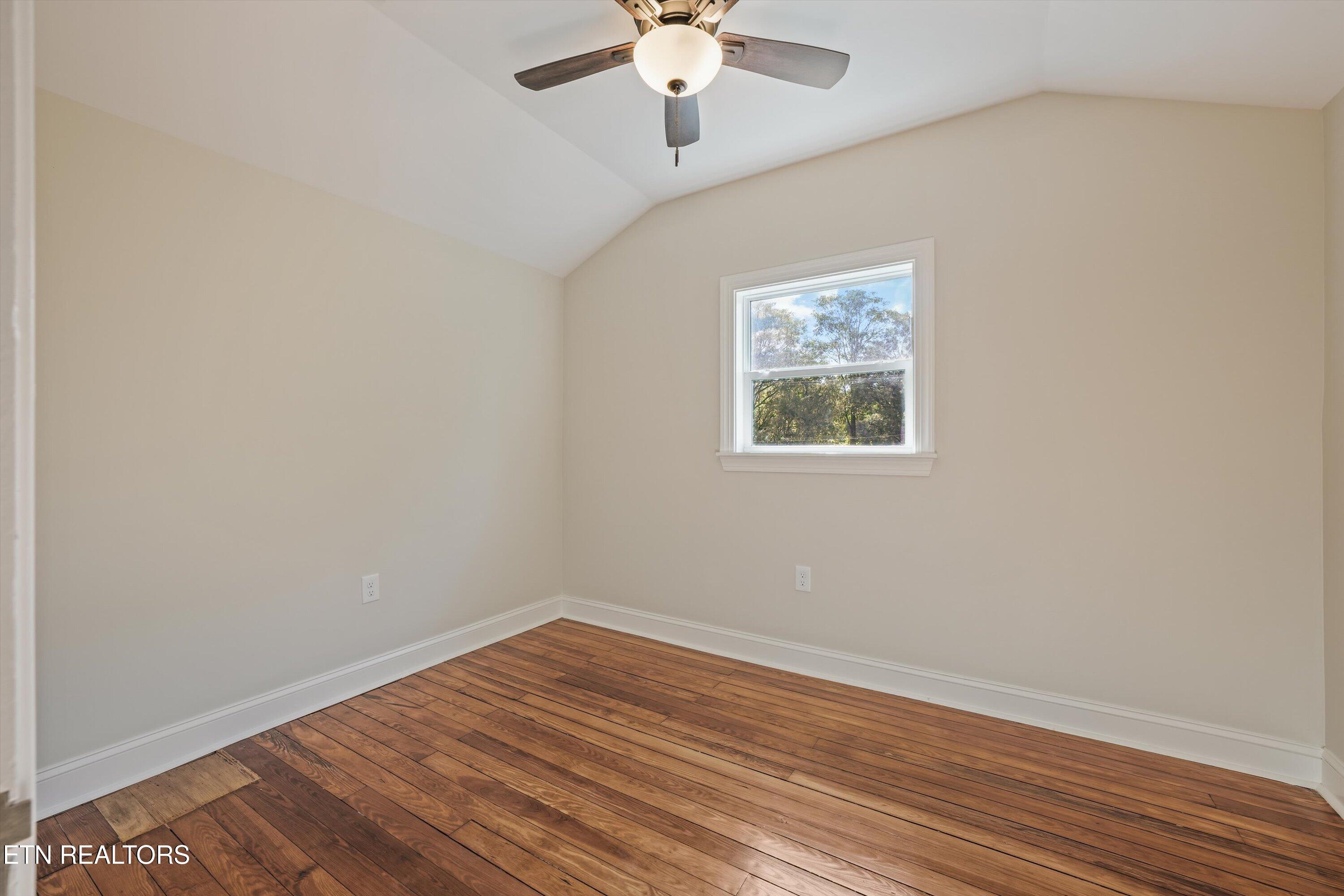 1431 Branson Avenue Knoxville TN 37917