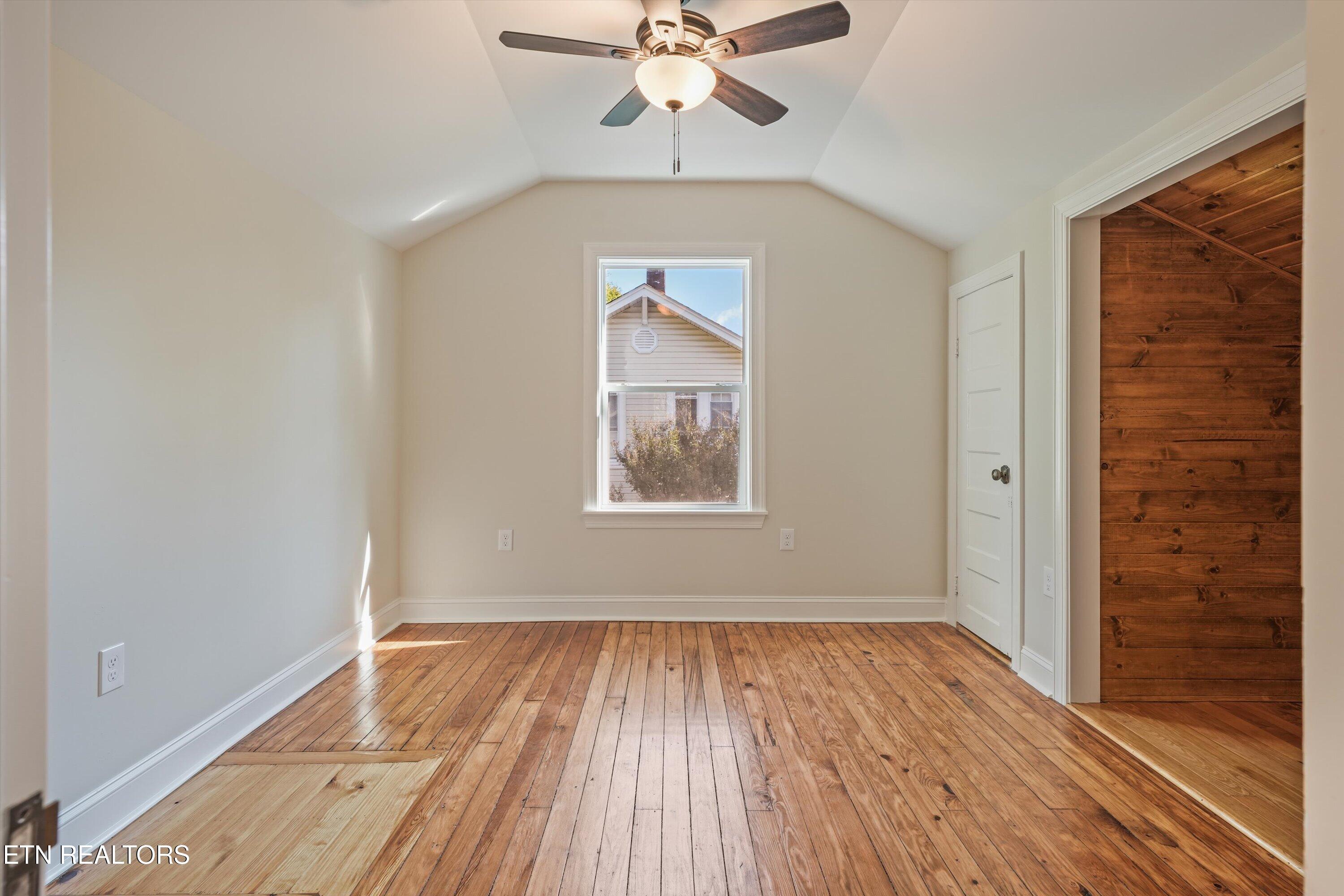 1431 Branson Avenue Knoxville TN 37917