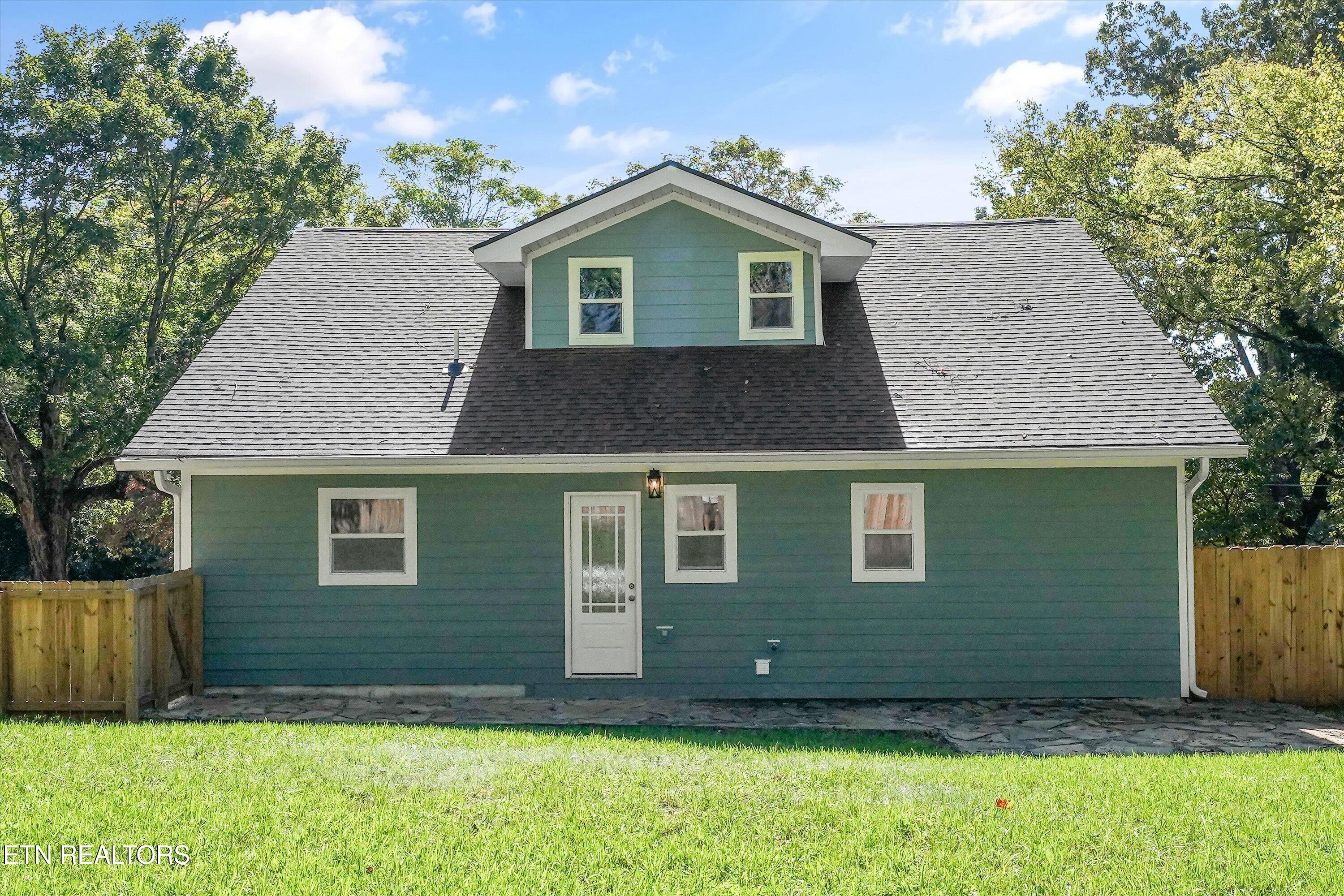 1431 Branson Avenue Knoxville TN 37917