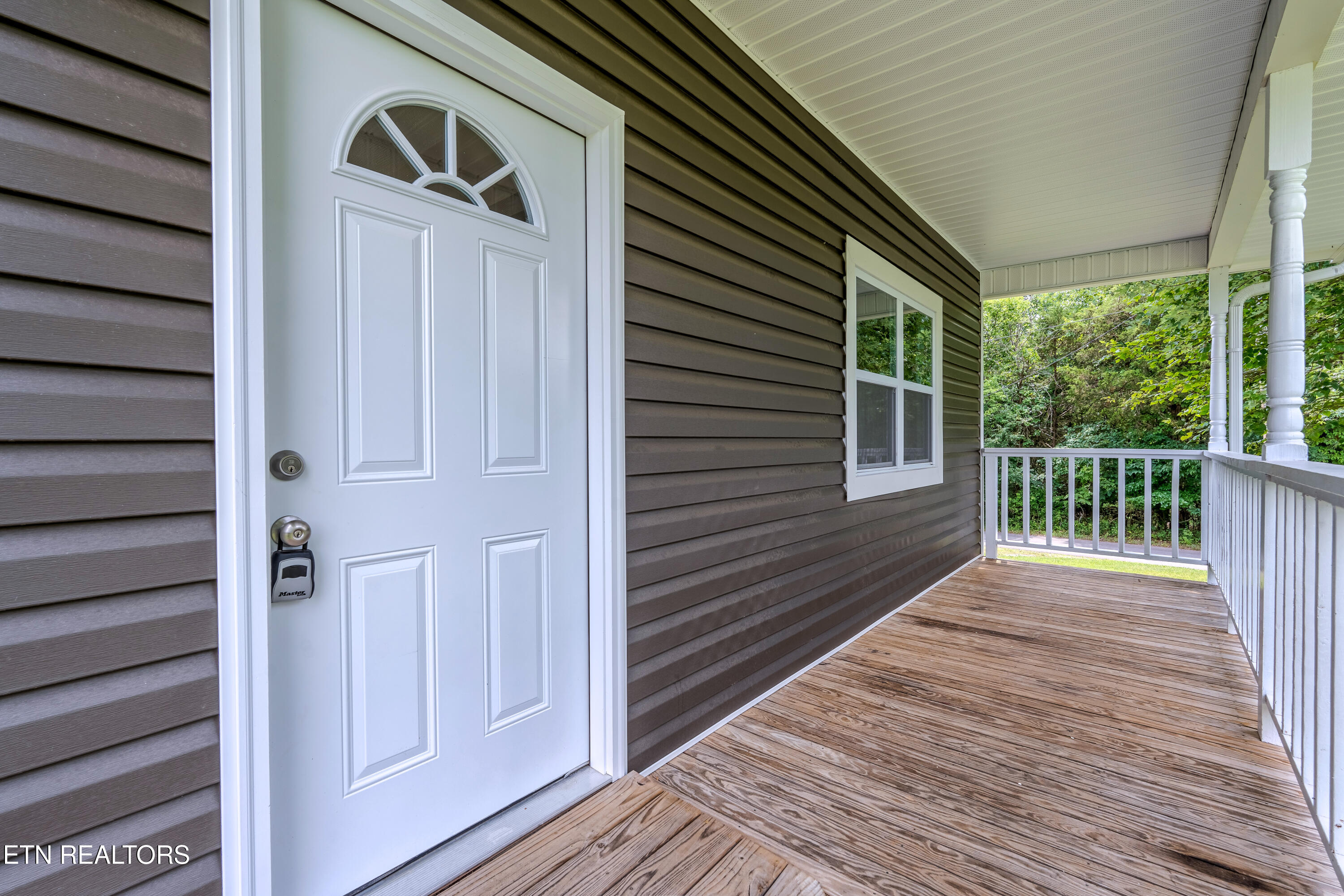 105 Branum Kingston TN 37763