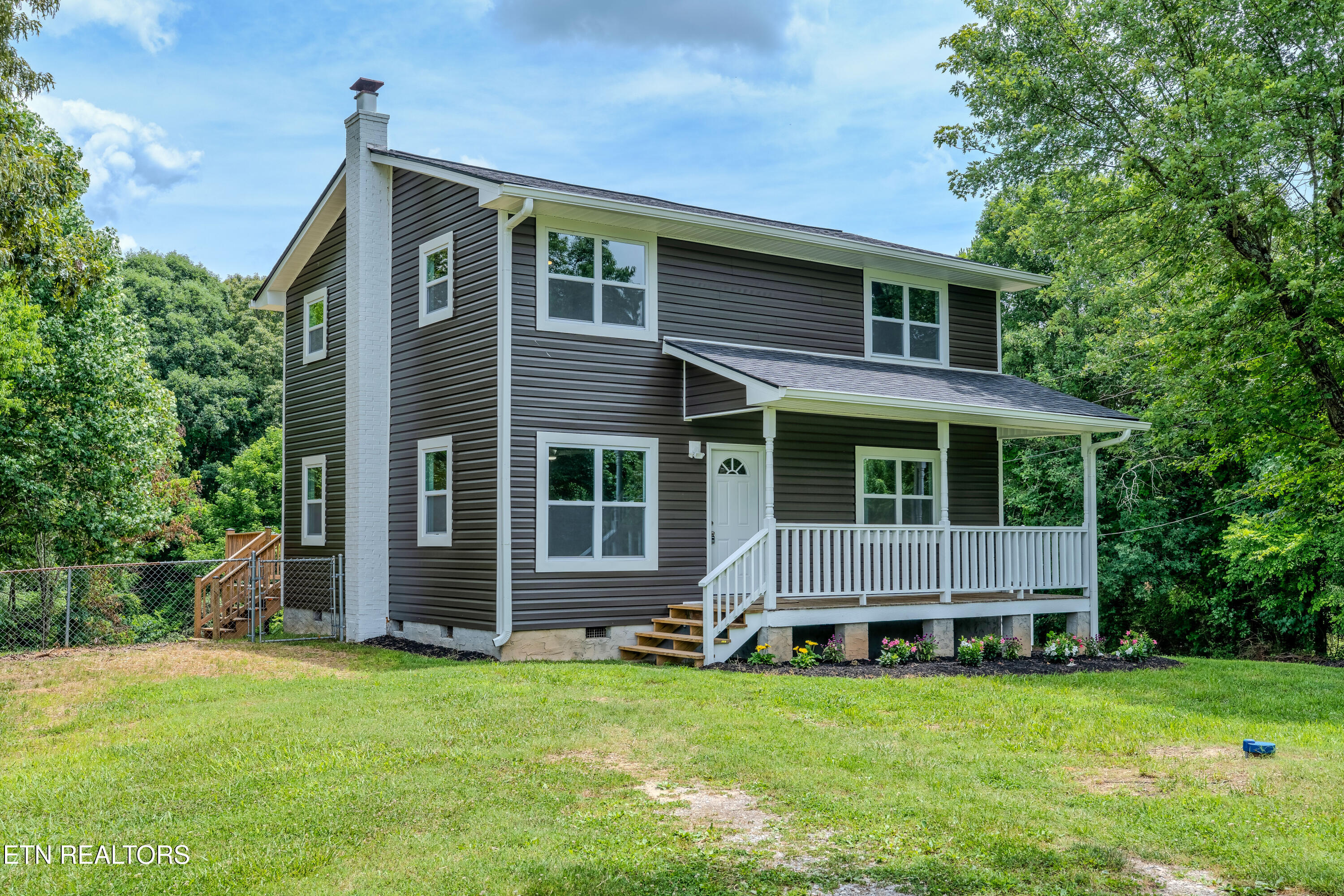 105 Branum Kingston TN 37763