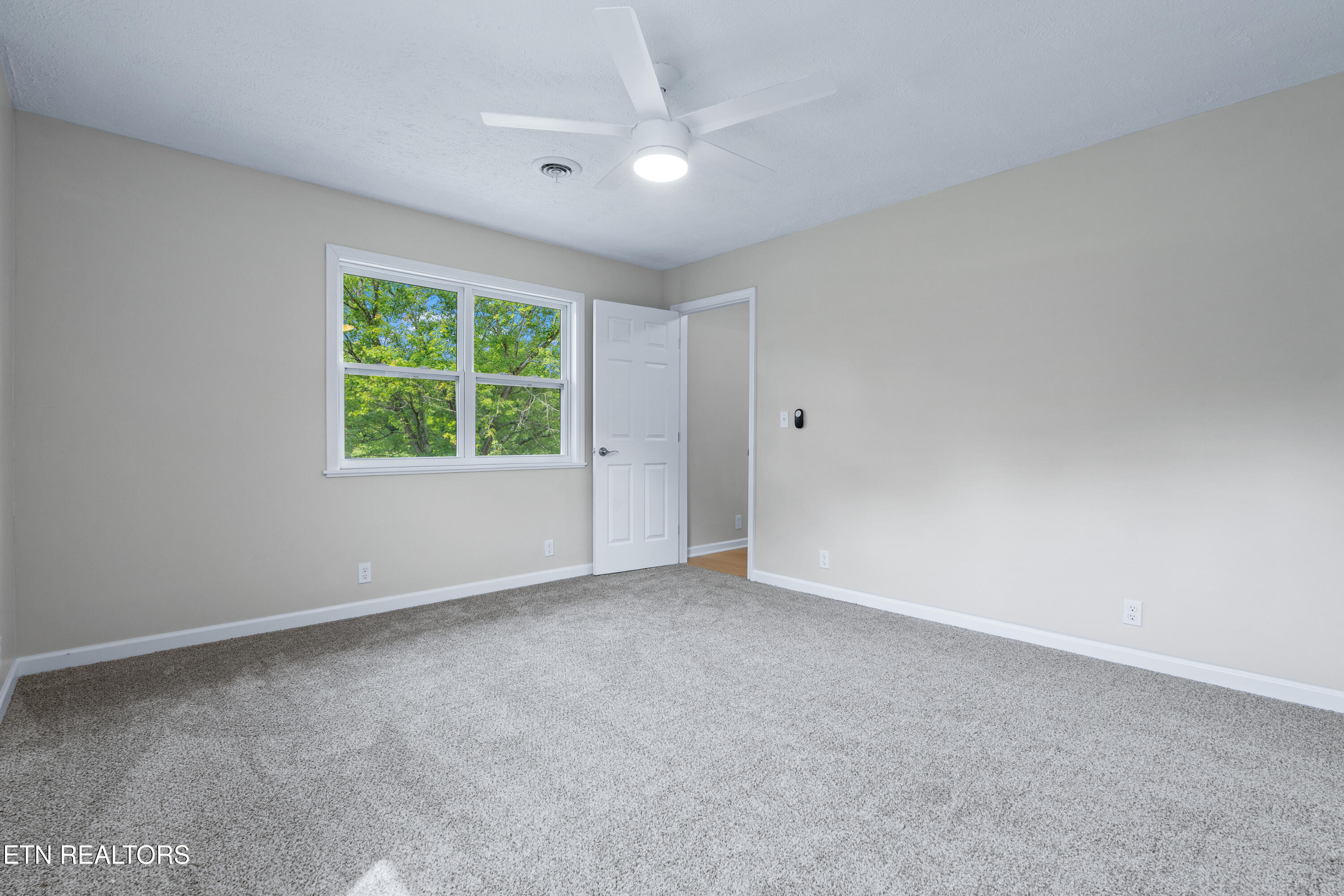 105 Branum Kingston TN 37763