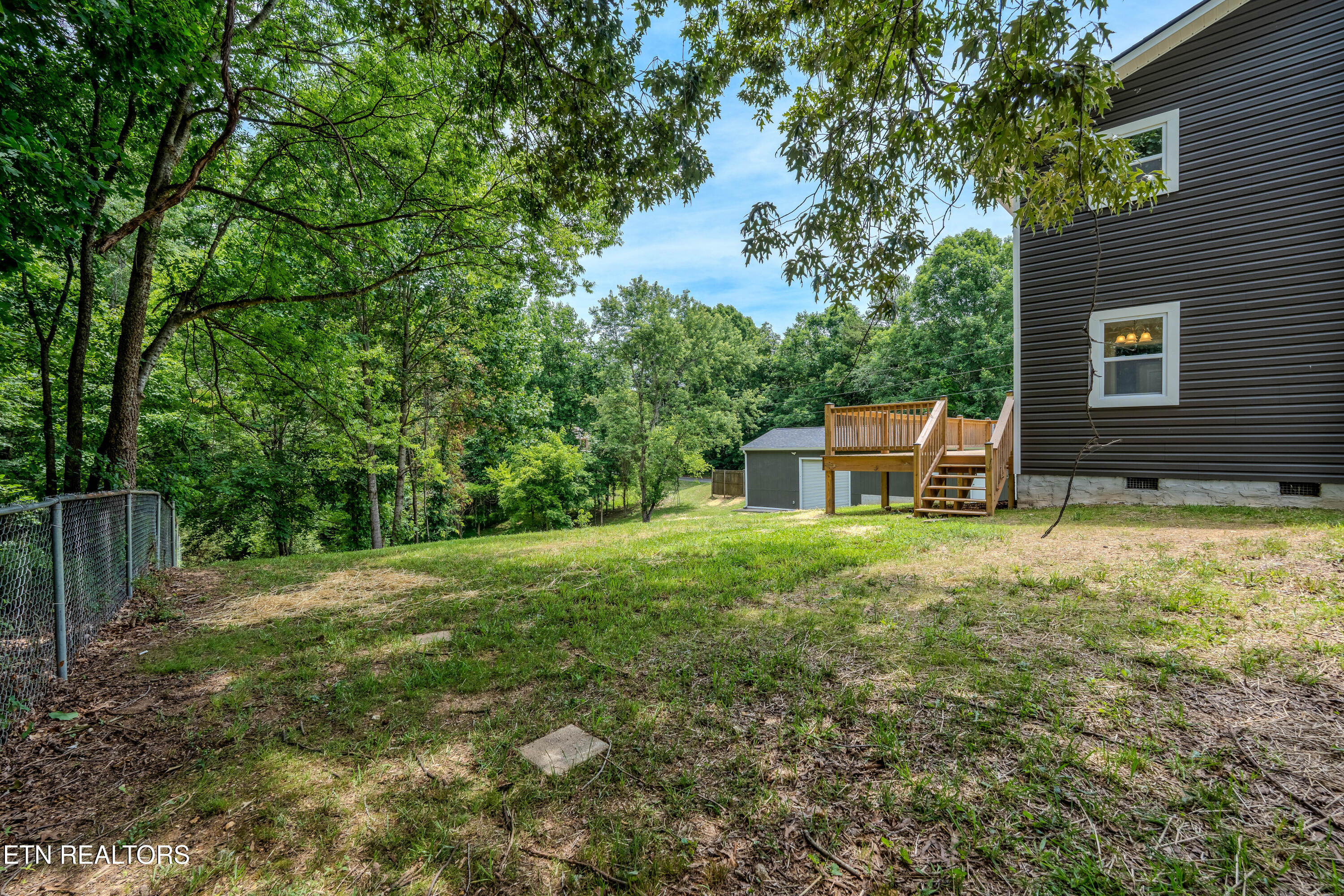 105 Branum Kingston TN 37763