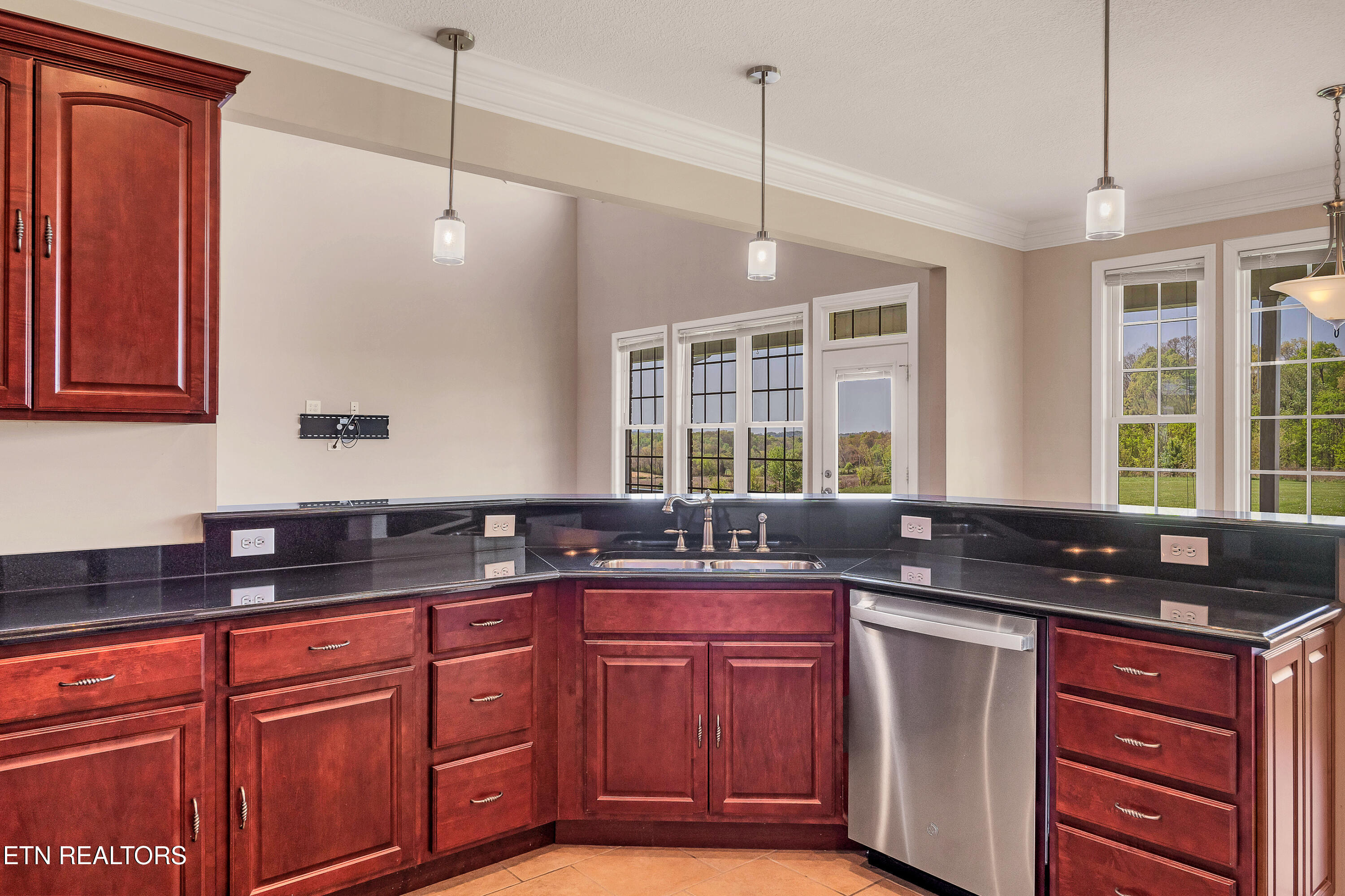 765 Longview Drive Greenback TN 37742